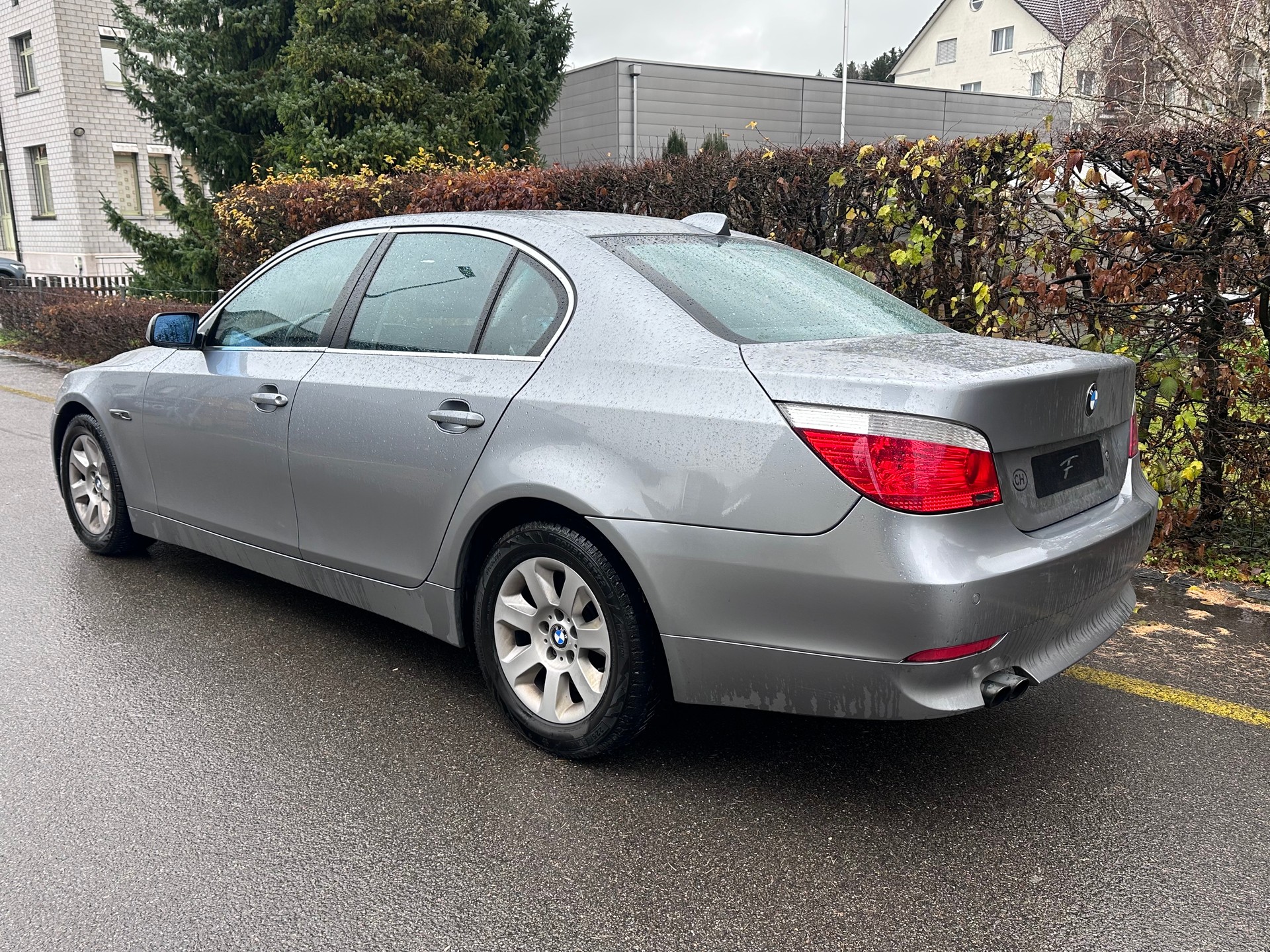 BMW 523-image-3