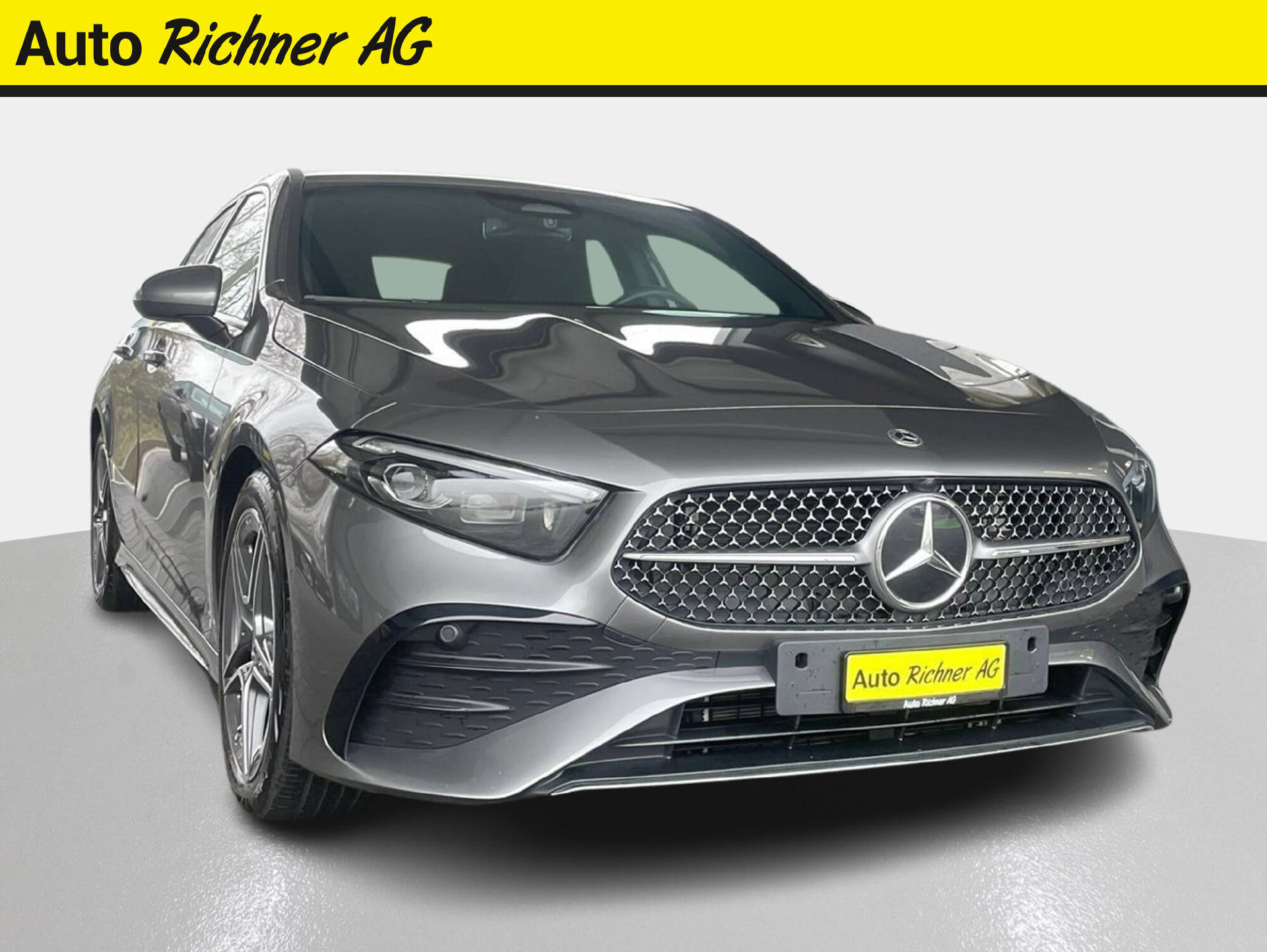 MERCEDES-BENZ A 200 AMG Line-image-0