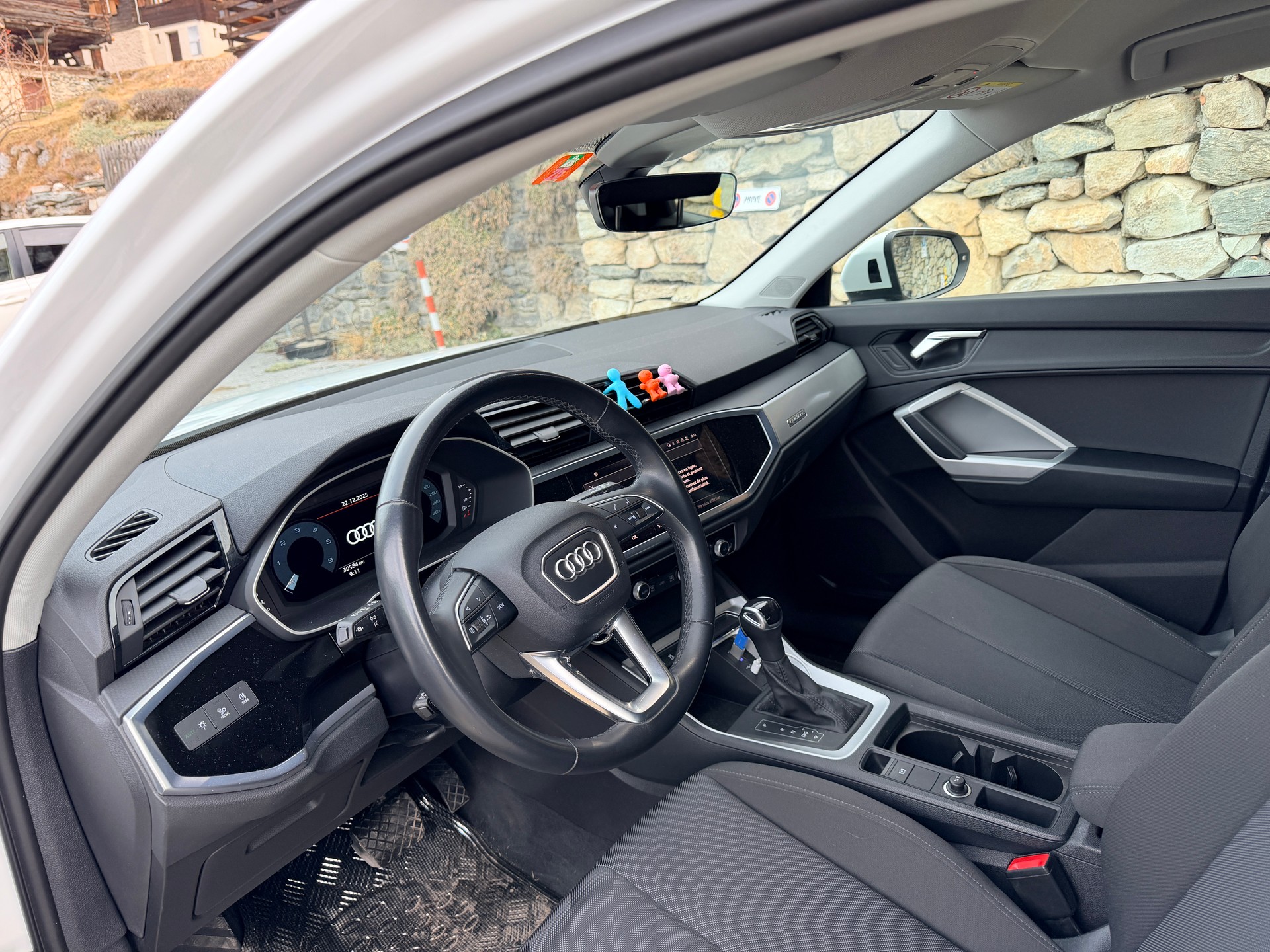 AUDI Q3 Sportback 35 TDI Attraction quattro S-tronic-image-2