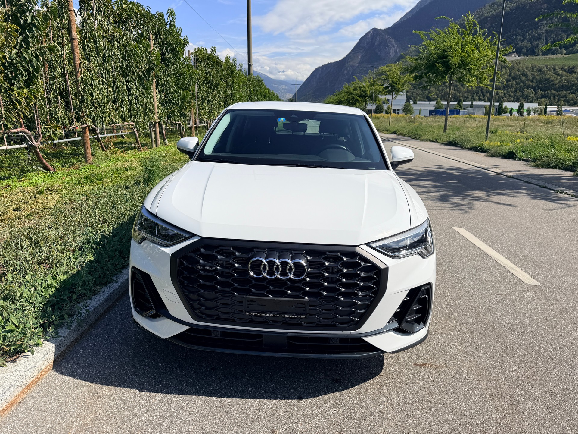 AUDI Q3 Sportback 35 TDI Attraction quattro S-tronic-image-3