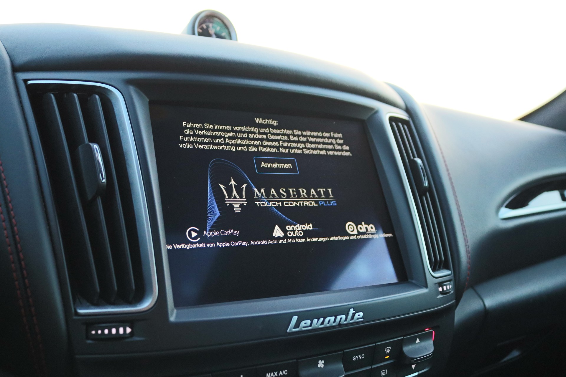 MASERATI Levante D 3.0 V6 Automatica-image-11