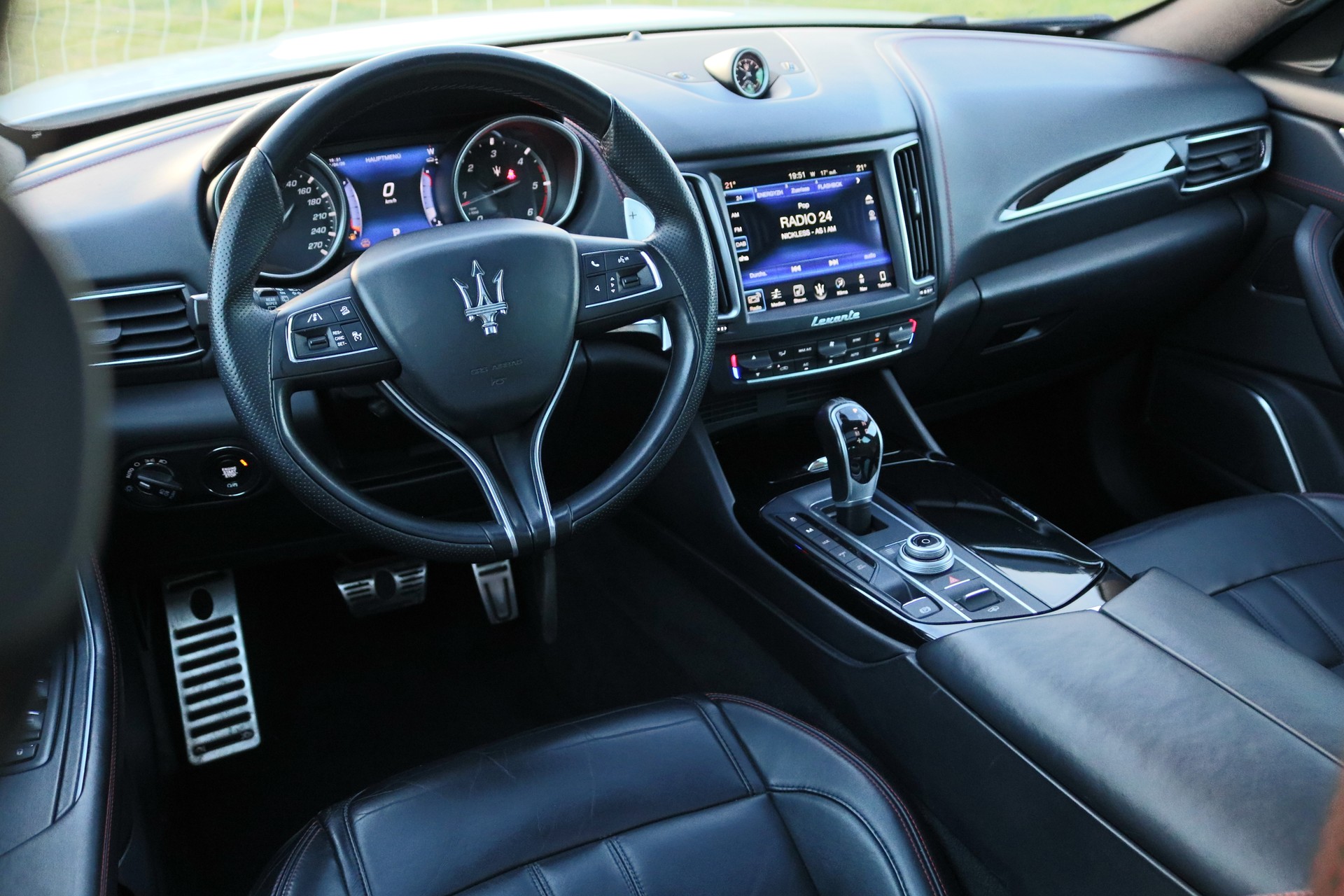 MASERATI Levante D 3.0 V6 Automatica-image-5