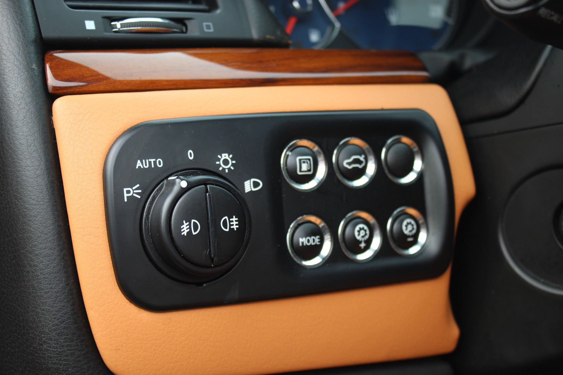 MASERATI GranTurismo Automatica-image-7