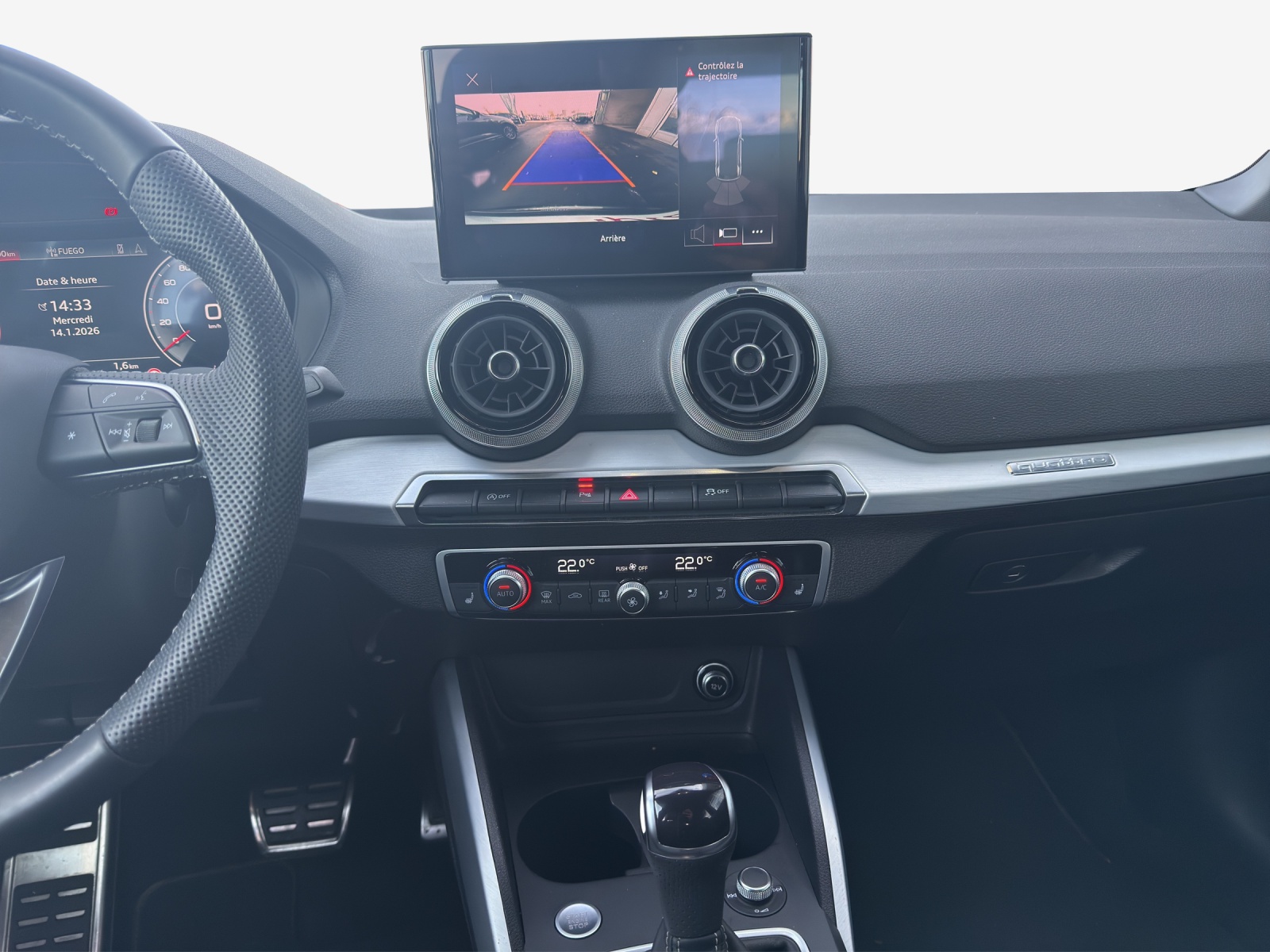 AUDI Q2 40 TFSI S line quattro S-tronic-image-10