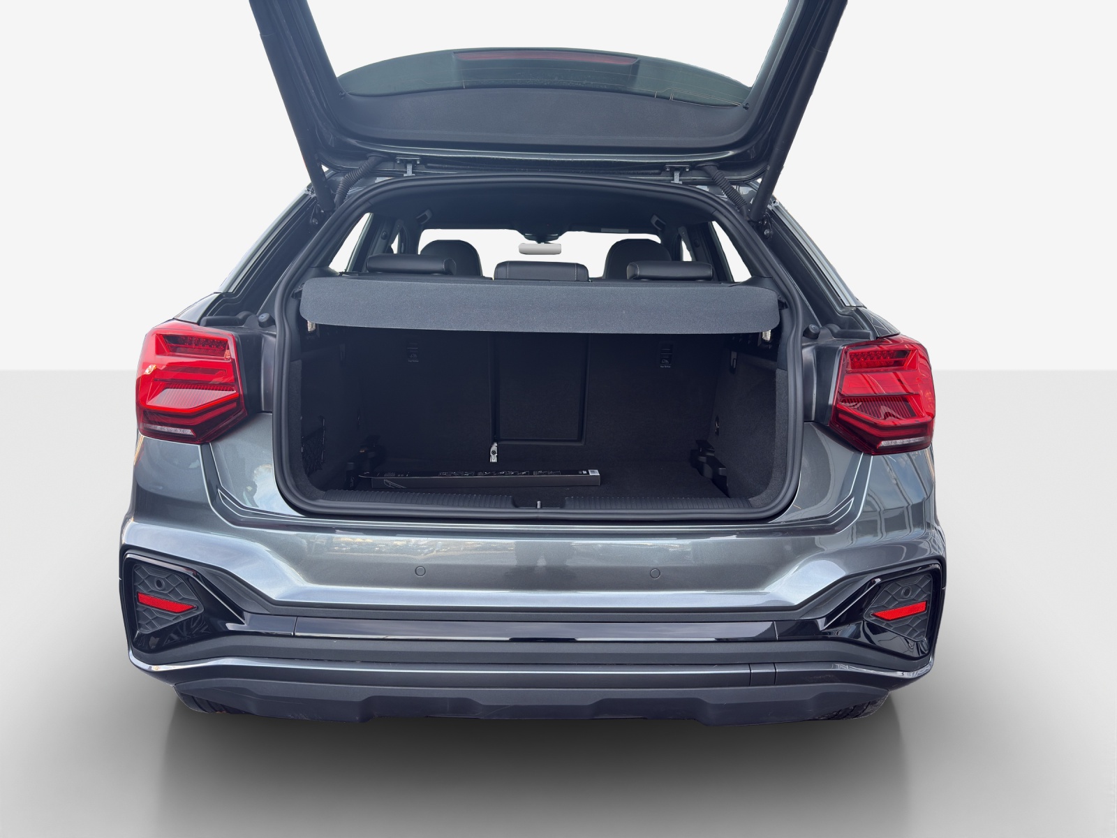 AUDI Q2 40 TFSI S line quattro S-tronic-image-12