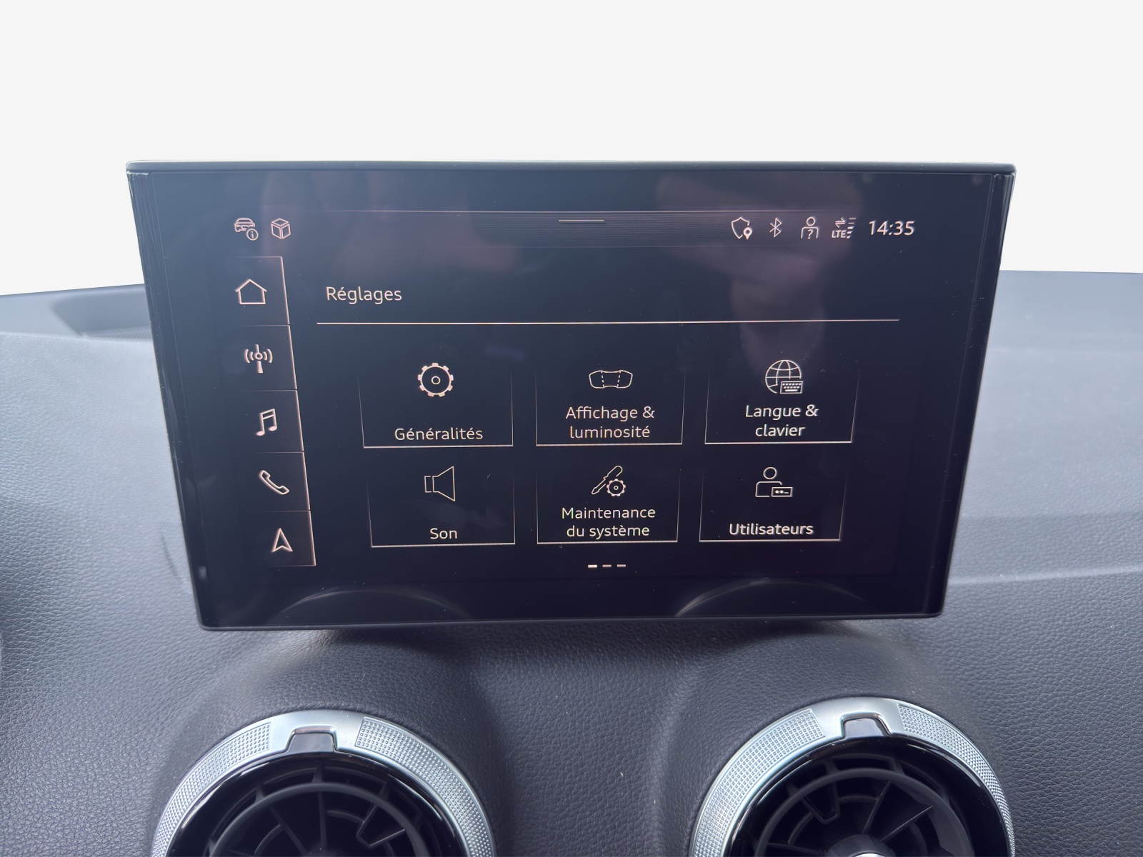 AUDI Q2 40 TFSI S line quattro S-tronic-image-15