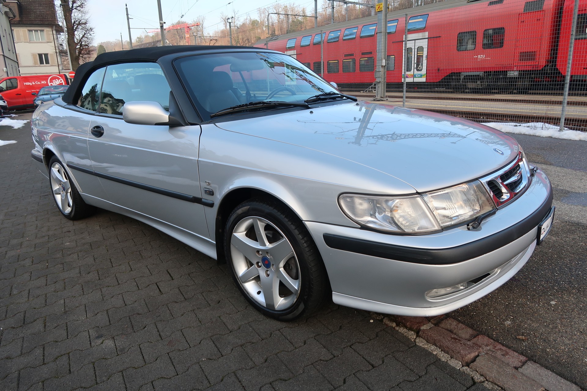 SAAB 9-3 2.0i-16 LPT SE Special Edition-showroom-element-3