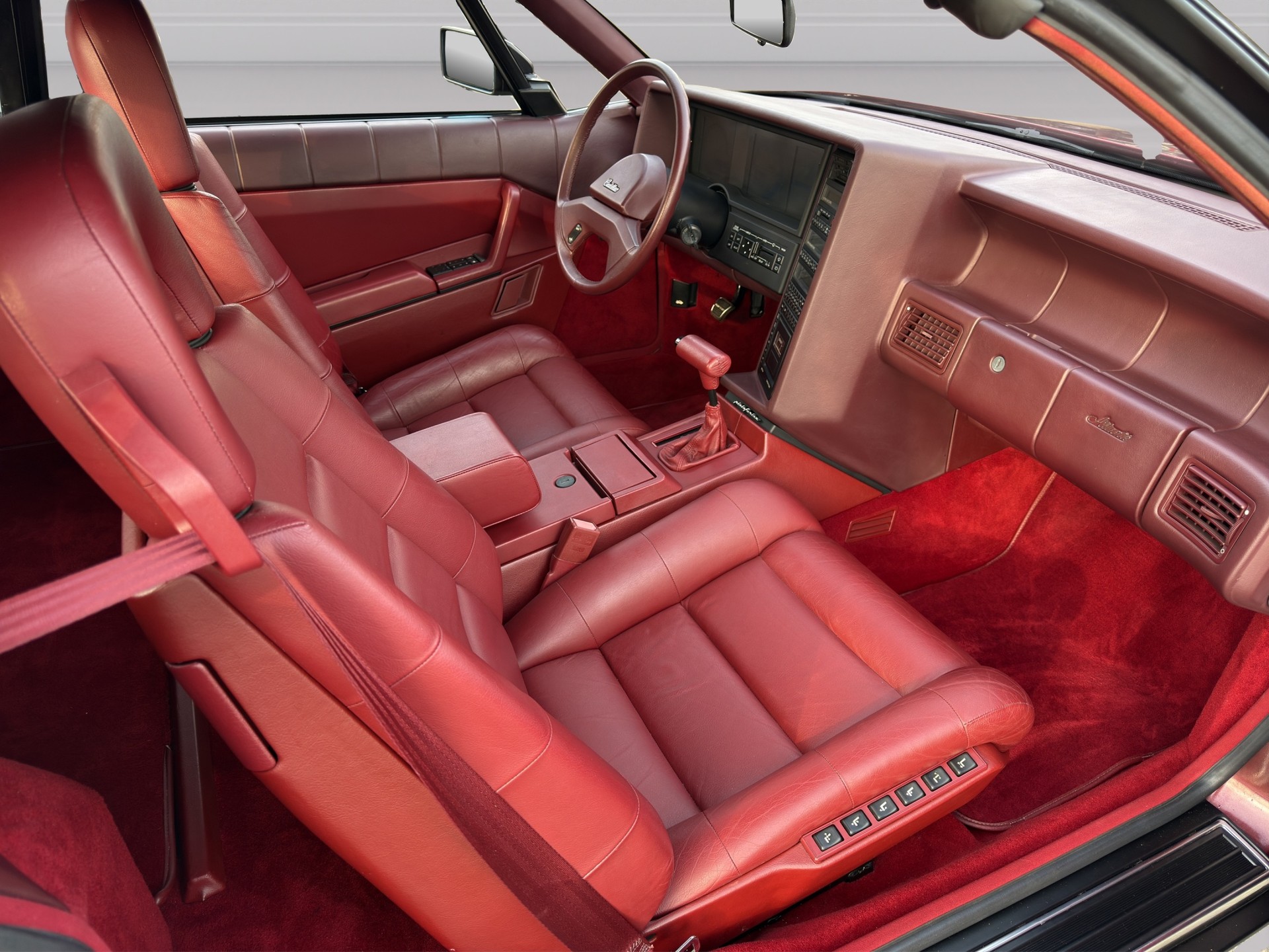 CADILLAC ALLANTE Pininfarina 4.1 V8-image-8