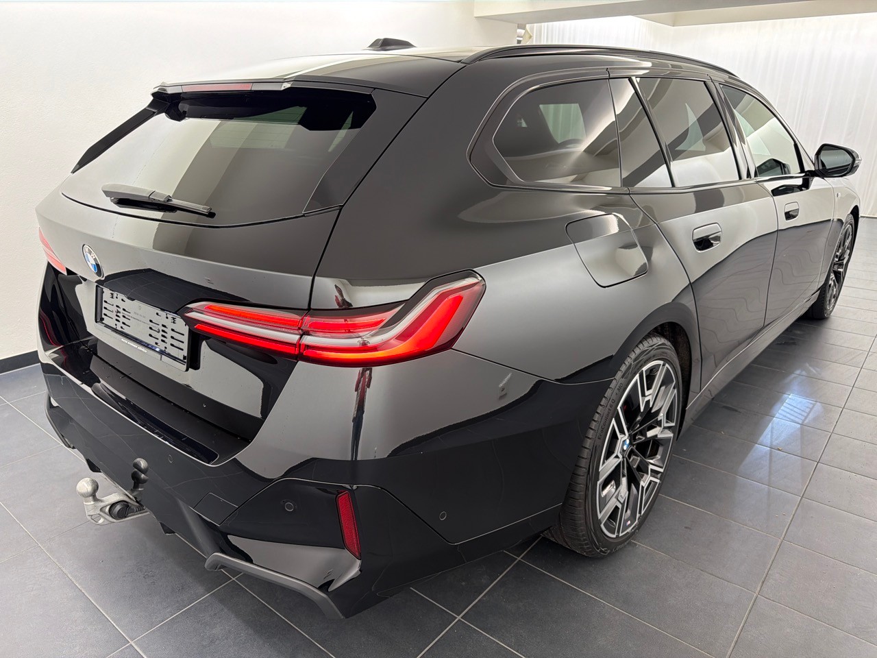 BMW 520d xDr 48V Tour MSp.Pro-image-2