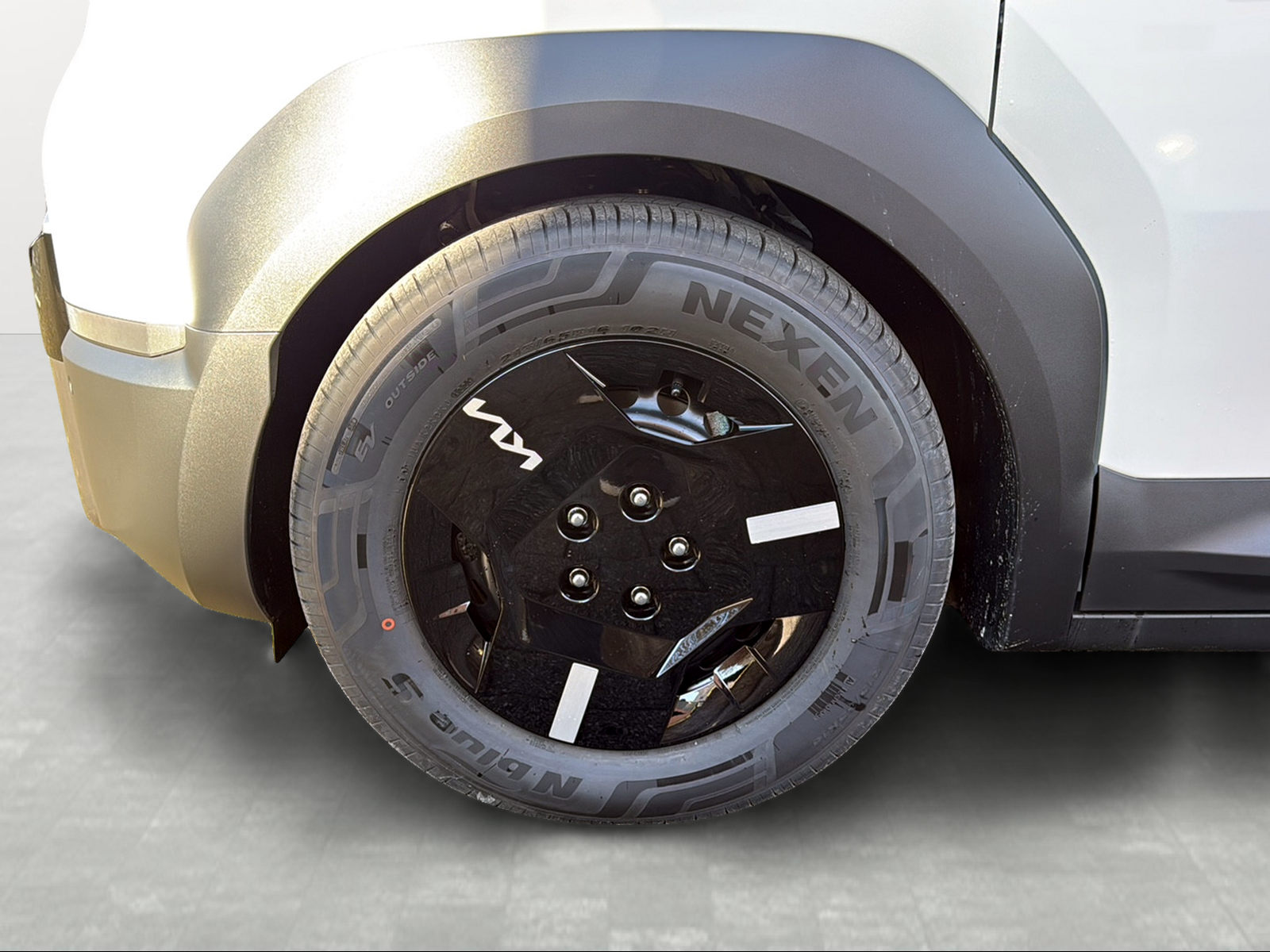 KIA PV5 Cargo 51.5 kWh Essential-image-3