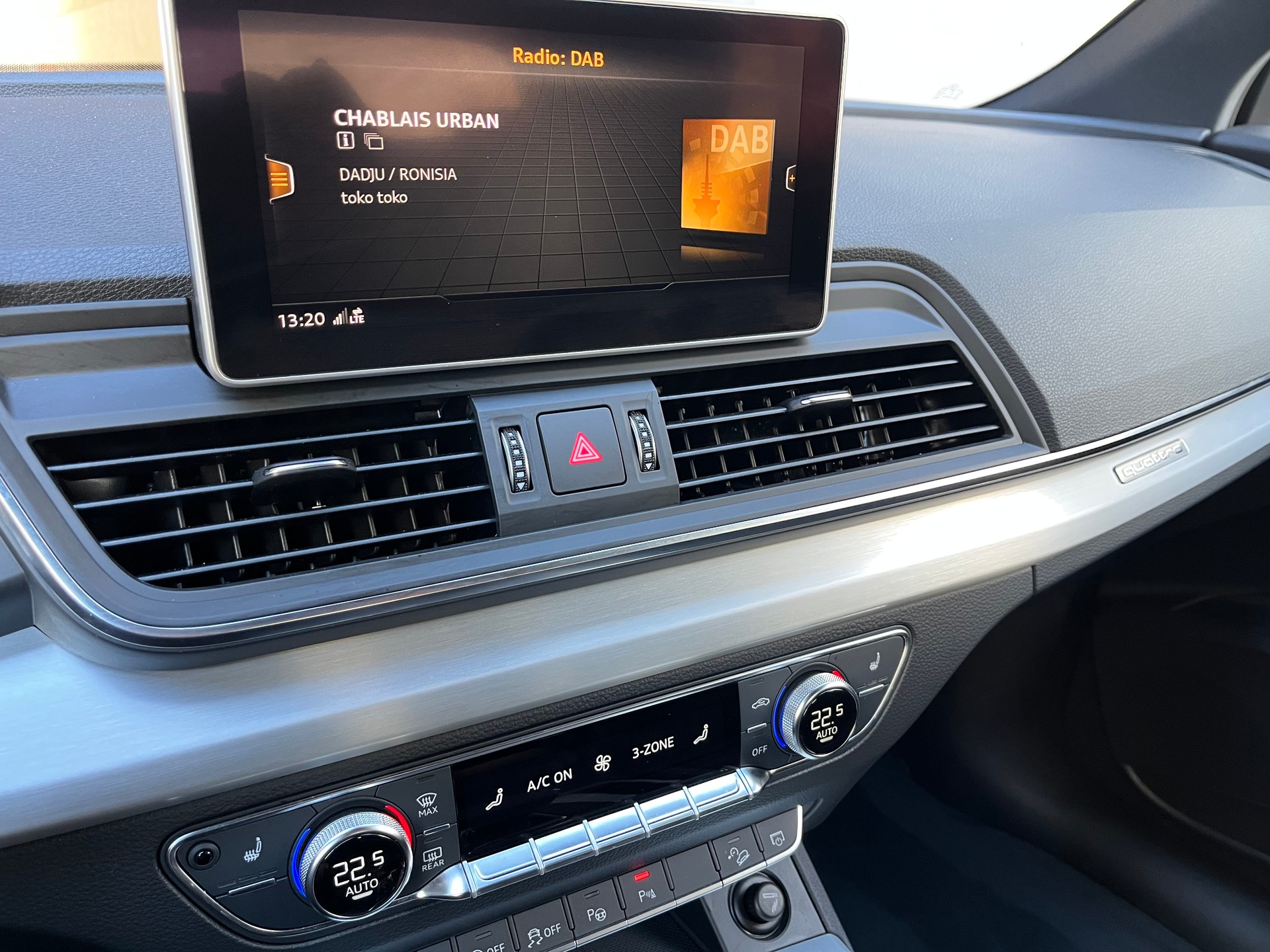 AUDI Q5 2.0 TFSI sport quattro S-tronic-image-20