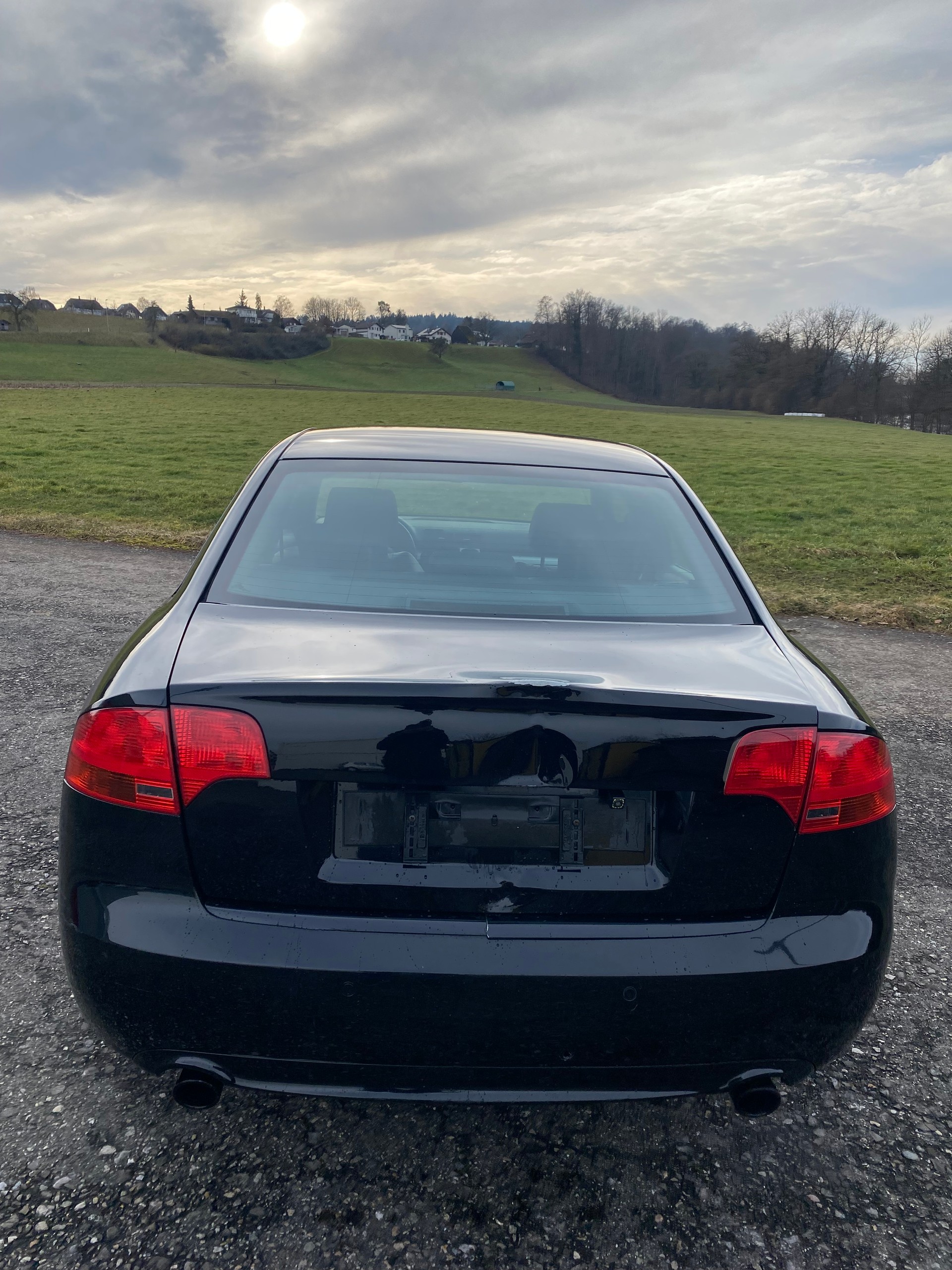 AUDI A4 Limousine 2.0 Turbo FSI-image-2