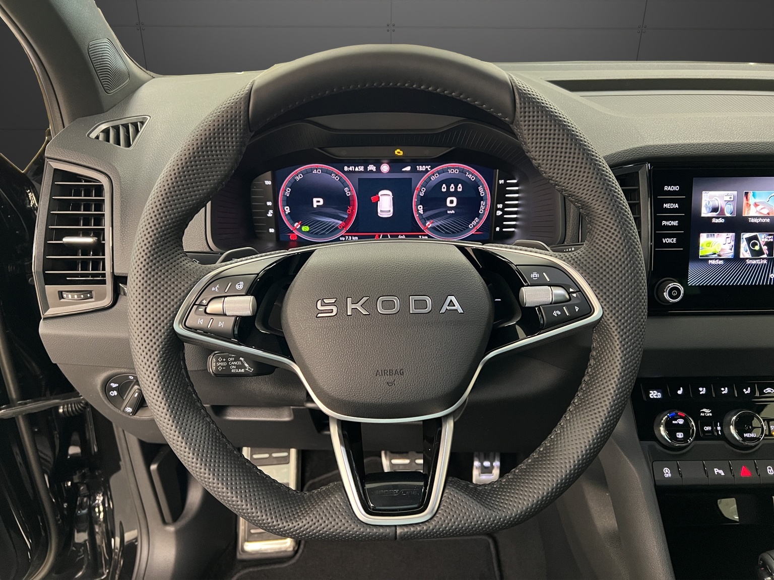 SKODA Karoq 2.0 TSI SportLine 4x4 DSG-image-6