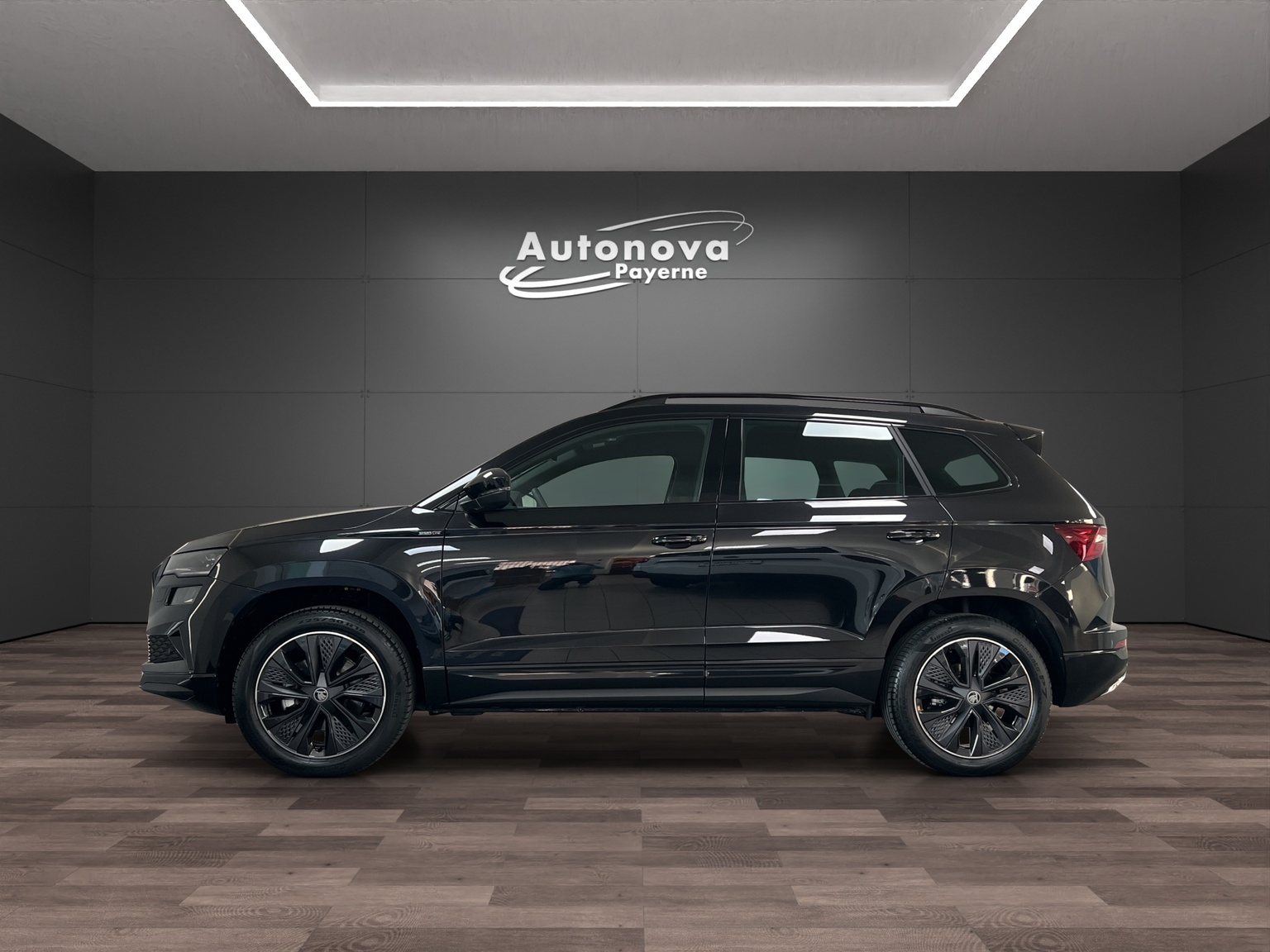 SKODA Karoq 2.0 TSI SportLine 4x4 DSG-image-2