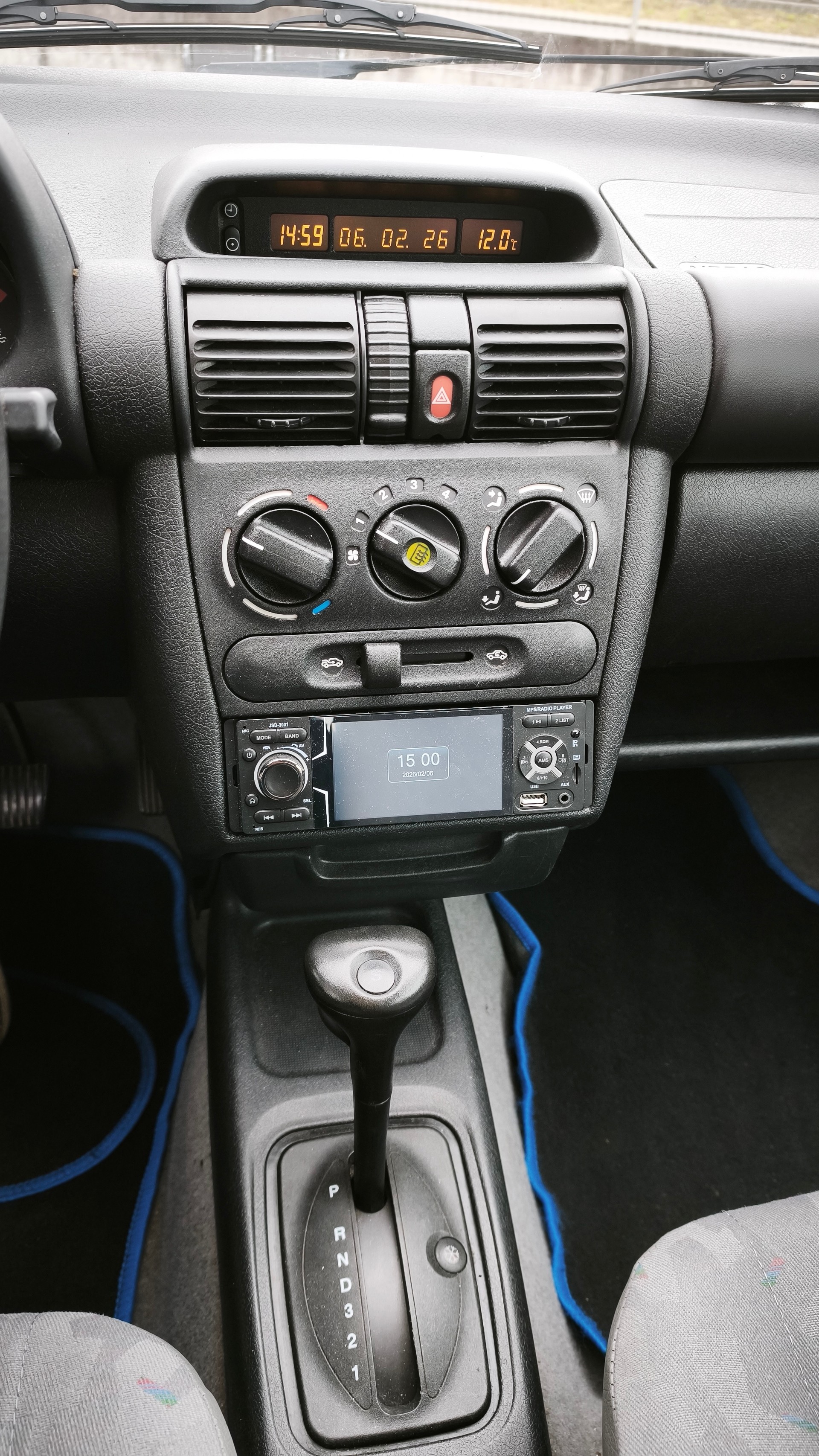 OPEL Corsa 1.4 Avantage-image-7