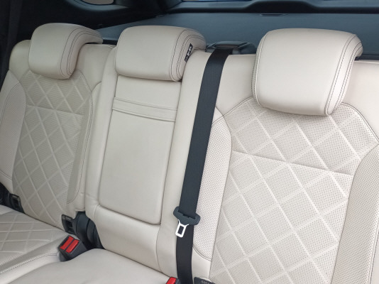 MERCEDES-BENZ GLE 500 e 4Matic-image-9