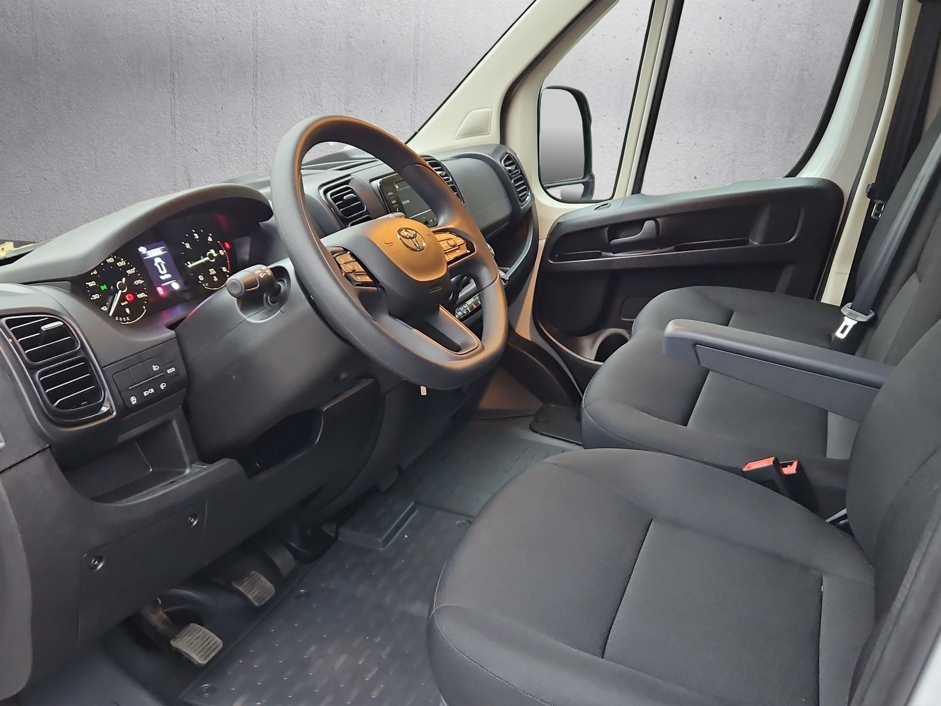 TOYOTA Proace MAX 2.2D Doppel-Kabine 3,5t L3H1-image-9
