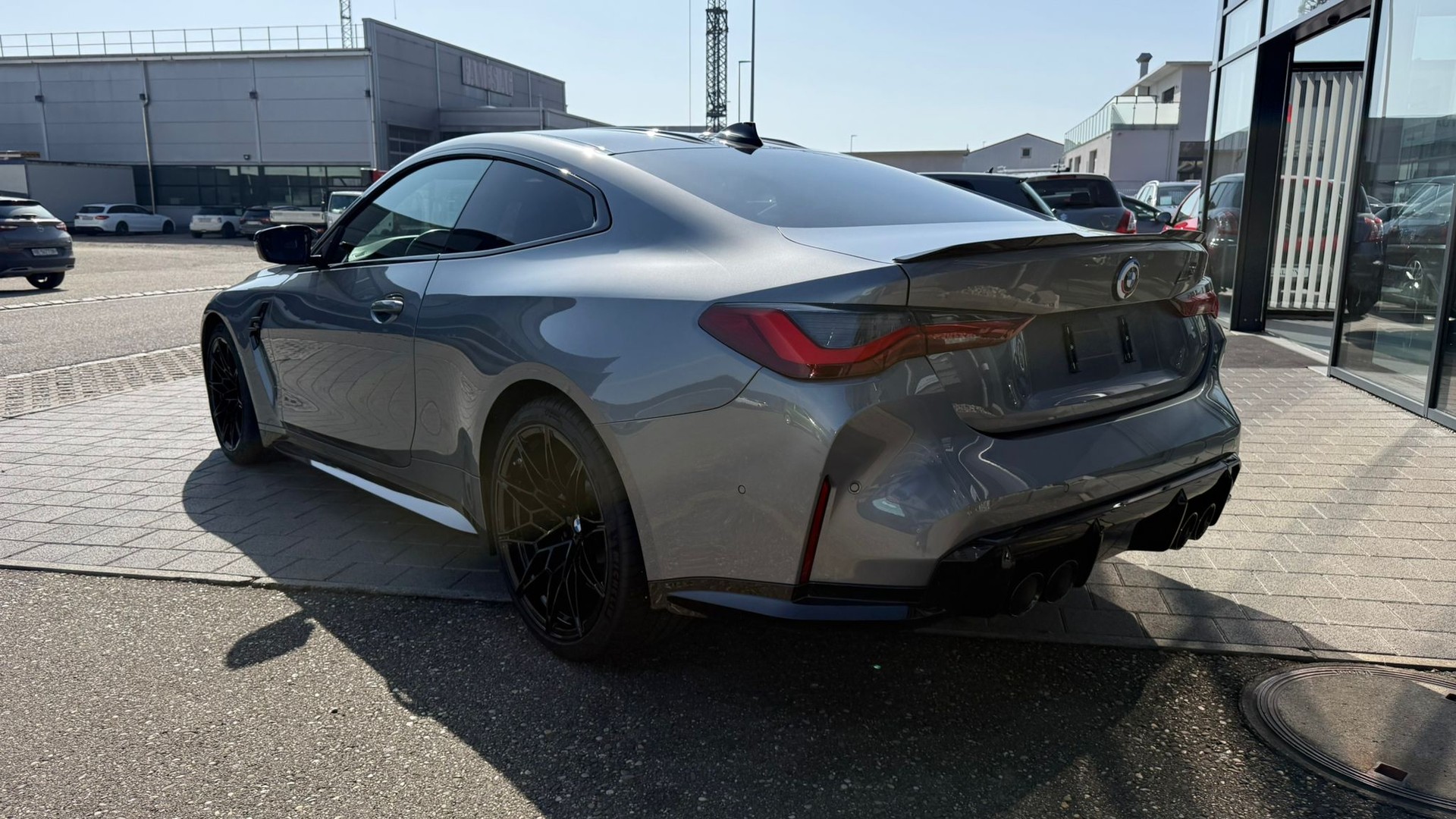 BMW M4 Coupé Competition M xDrive-image-13