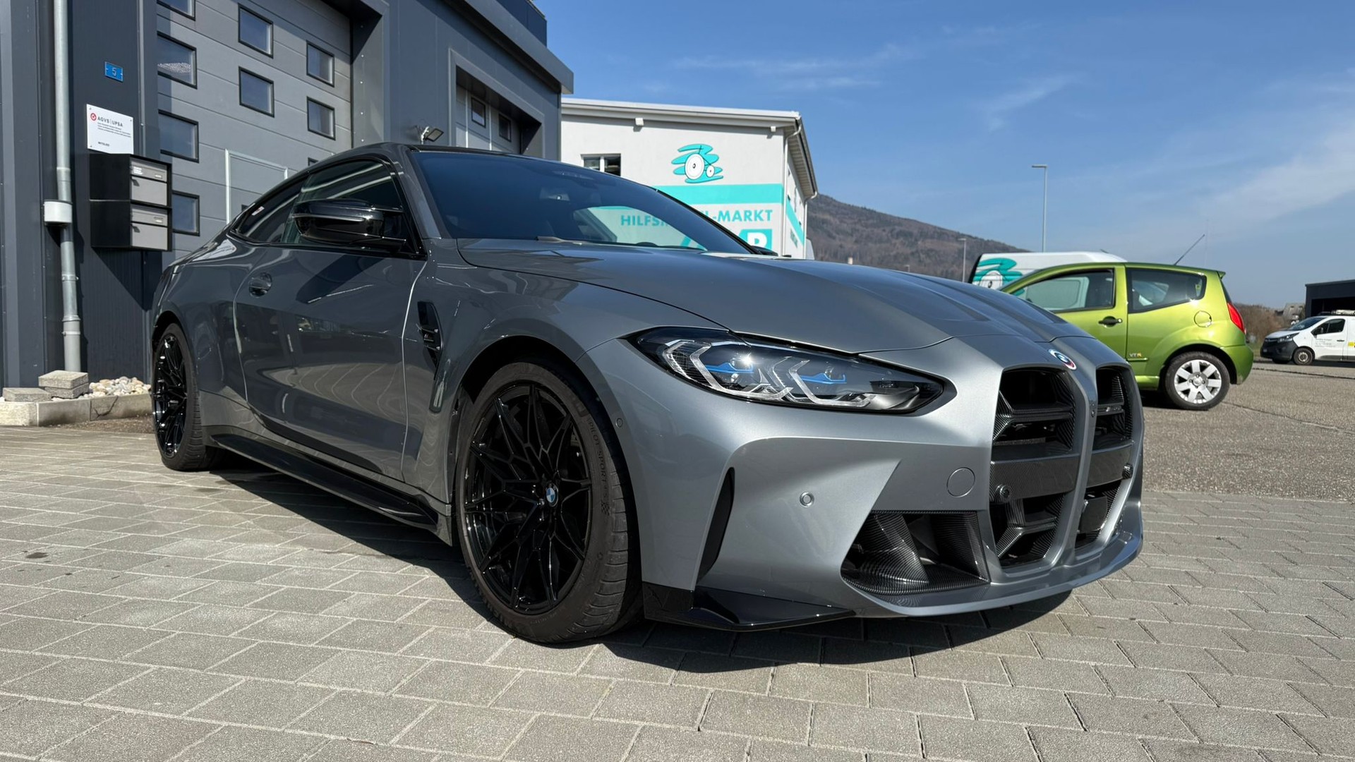 BMW M4 Coupé Competition M xDrive-image-5