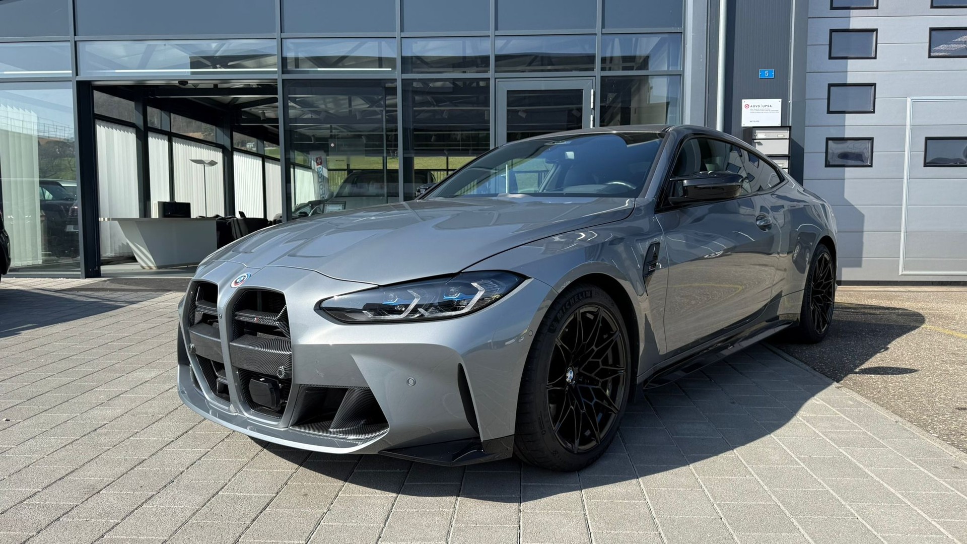 BMW M4 Coupé Competition M xDrive-image-1