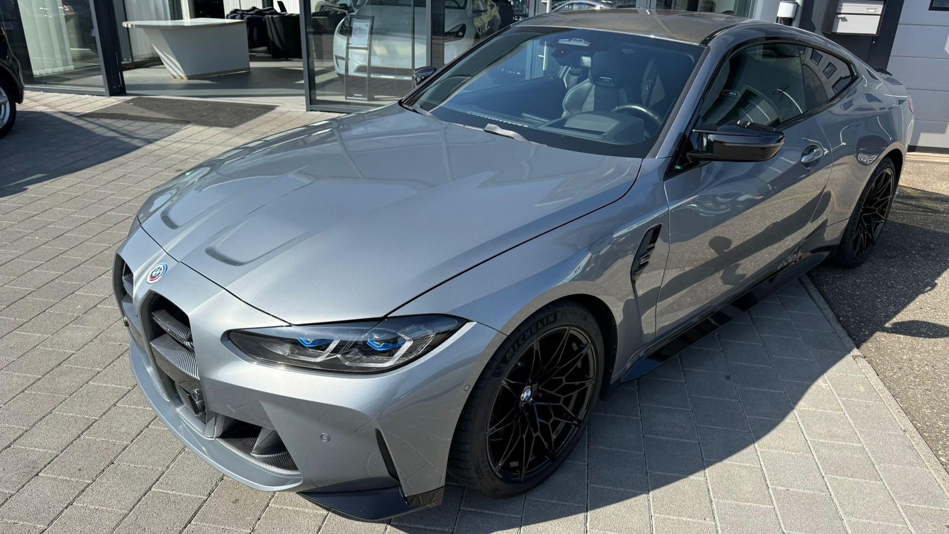 BMW M4 Coupé Competition M xDrive-image-25