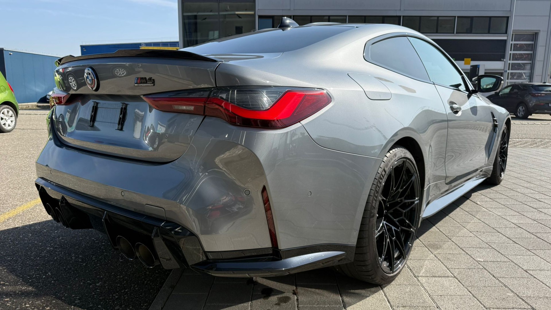 BMW M4 Coupé Competition M xDrive-image-21