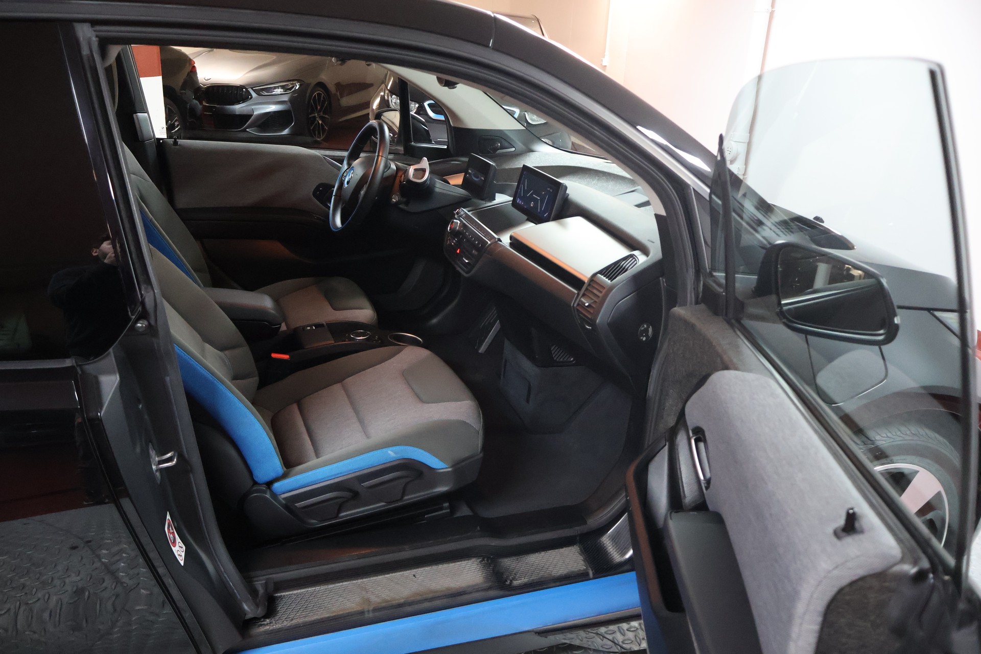 BMW i3 (60Ah) Range Extender-image-14