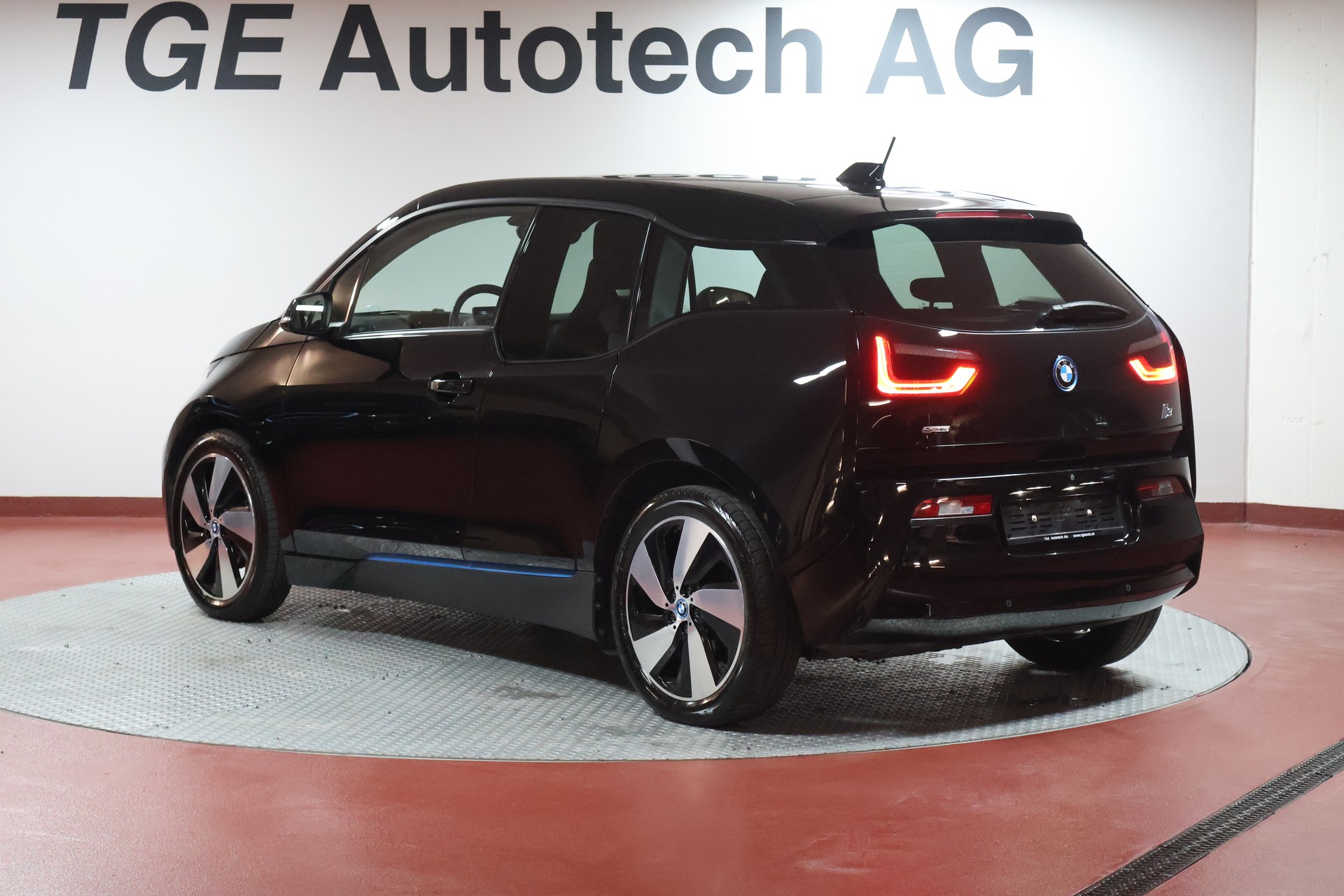 BMW i3 (60Ah) Range Extender-image-17