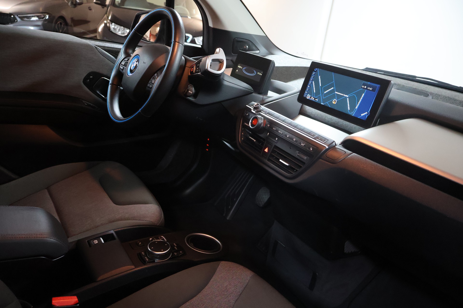 BMW i3 (60Ah) Range Extender-image-11