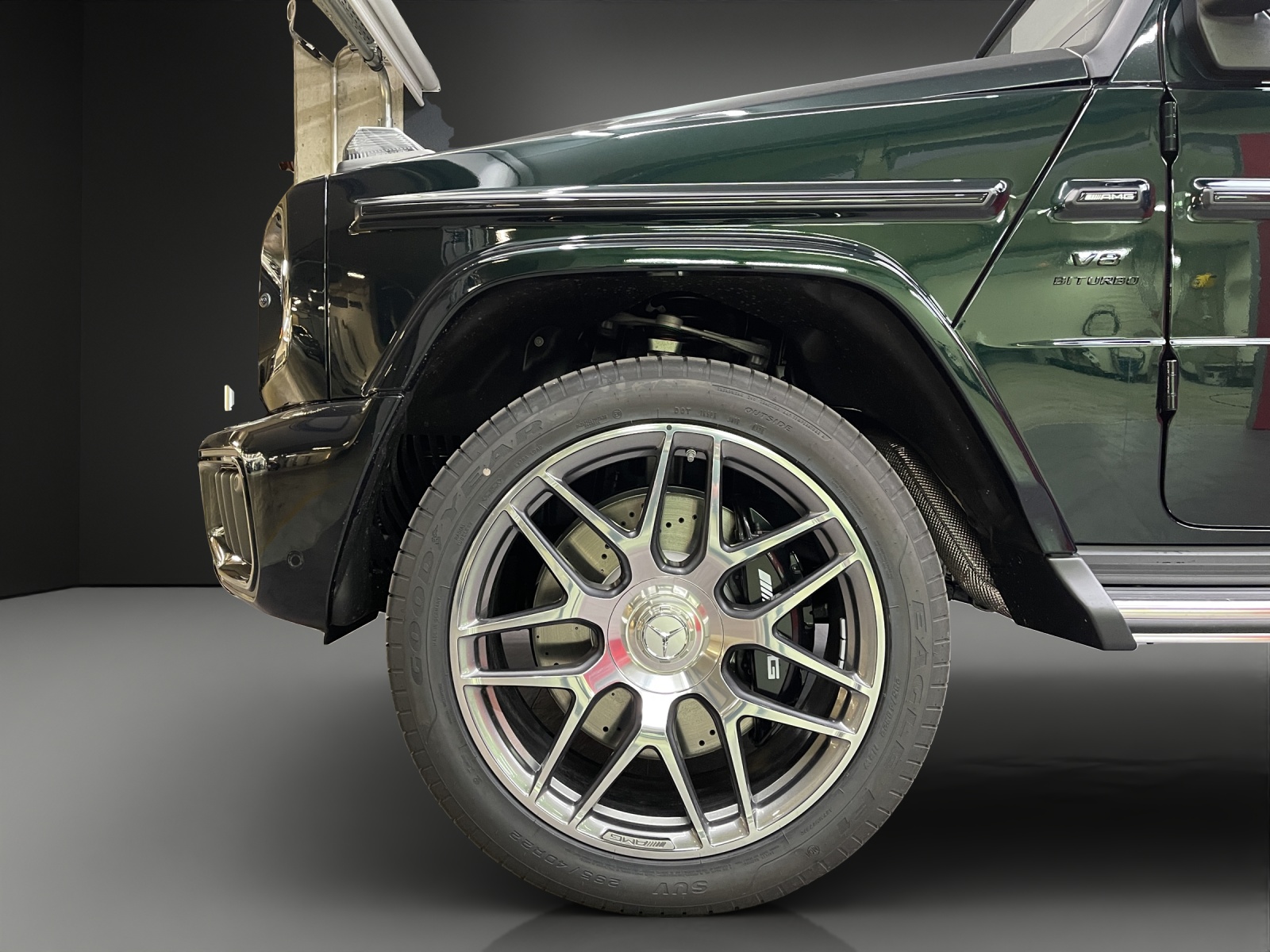 MERCEDES-BENZ G 63 AMG 9G-Tronic-image-5