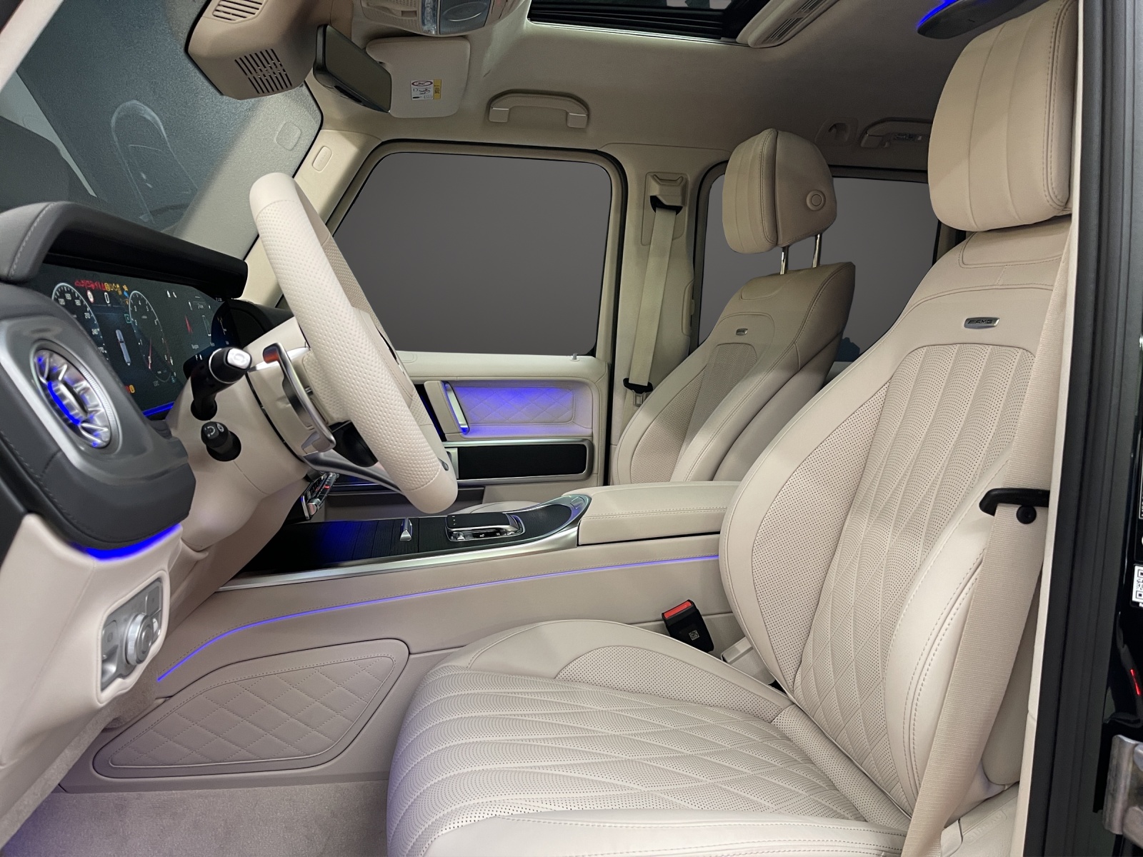 MERCEDES-BENZ G 63 AMG 9G-Tronic-image-9