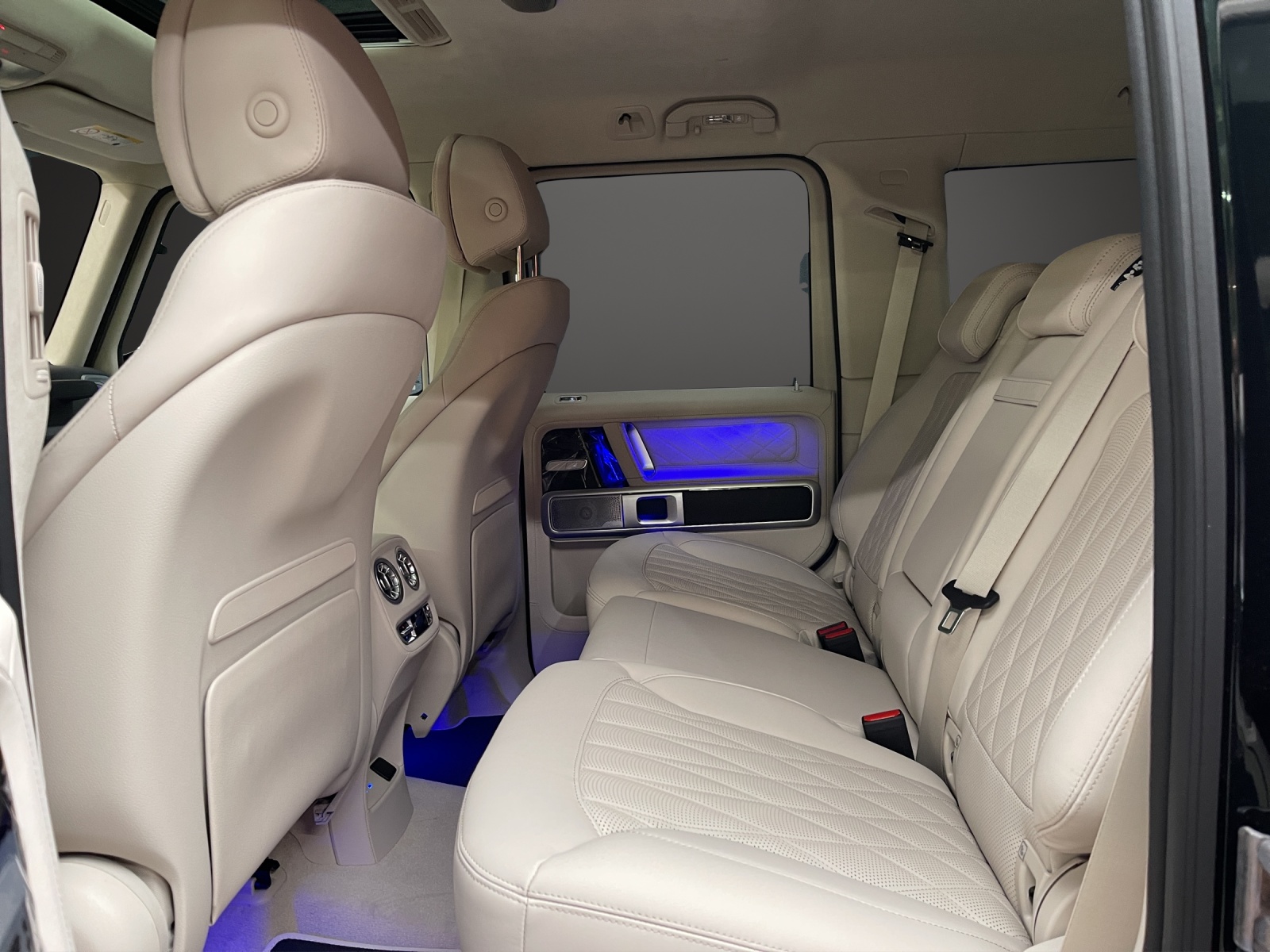 MERCEDES-BENZ G 63 AMG 9G-Tronic-image-10