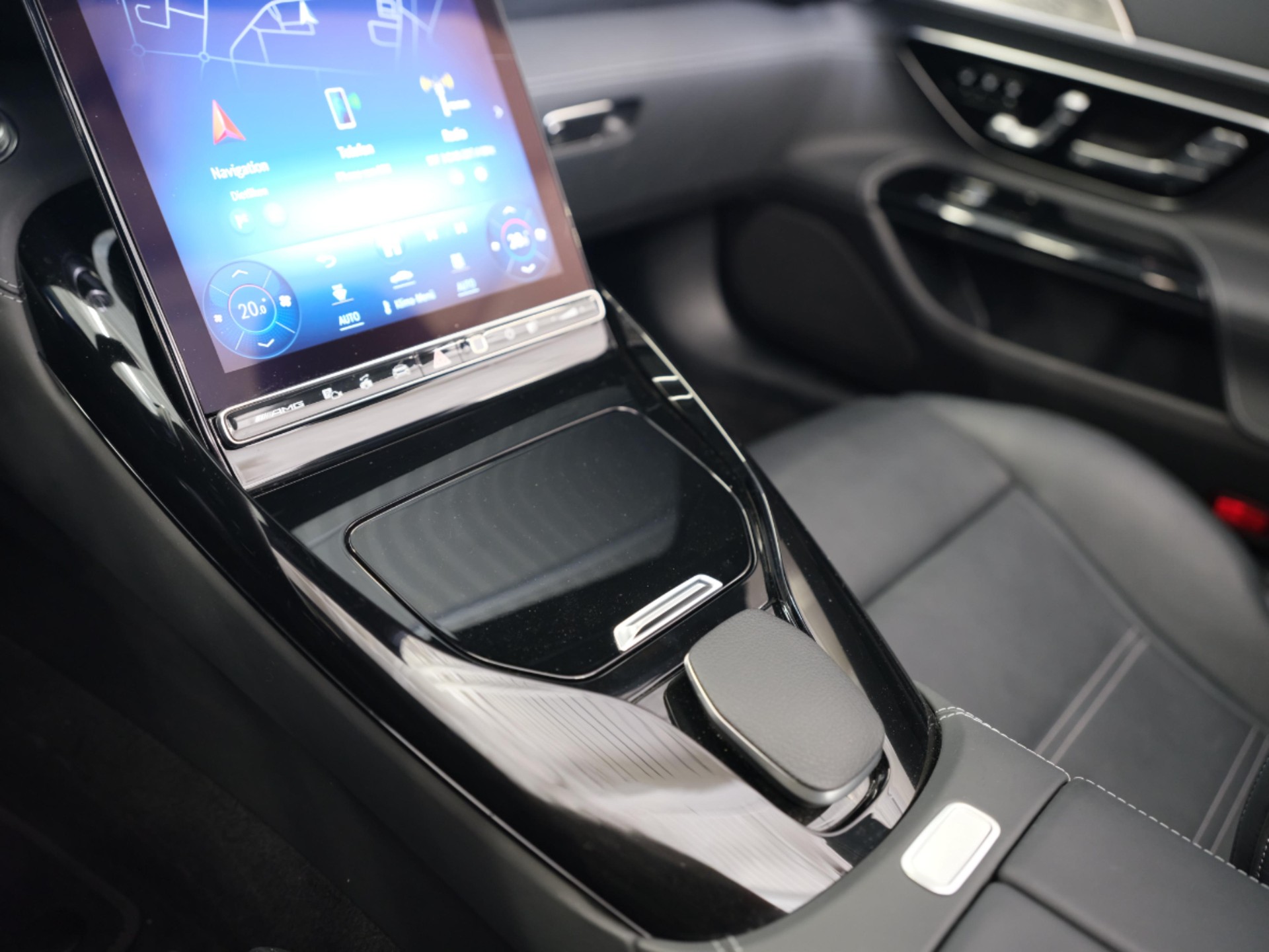 MERCEDES-BENZ AMG SL 55 4M Speedshift MCT *AMG Night Paket* *Head-Up Display* *Fahrassistenz-Paket*-image-21