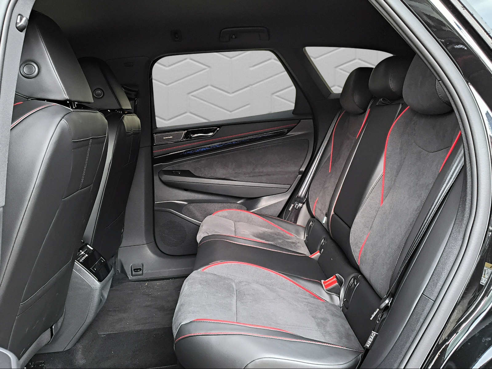 VW ID.7 Tourer GTX 86 kWh GTX United 4 Motion-image-9