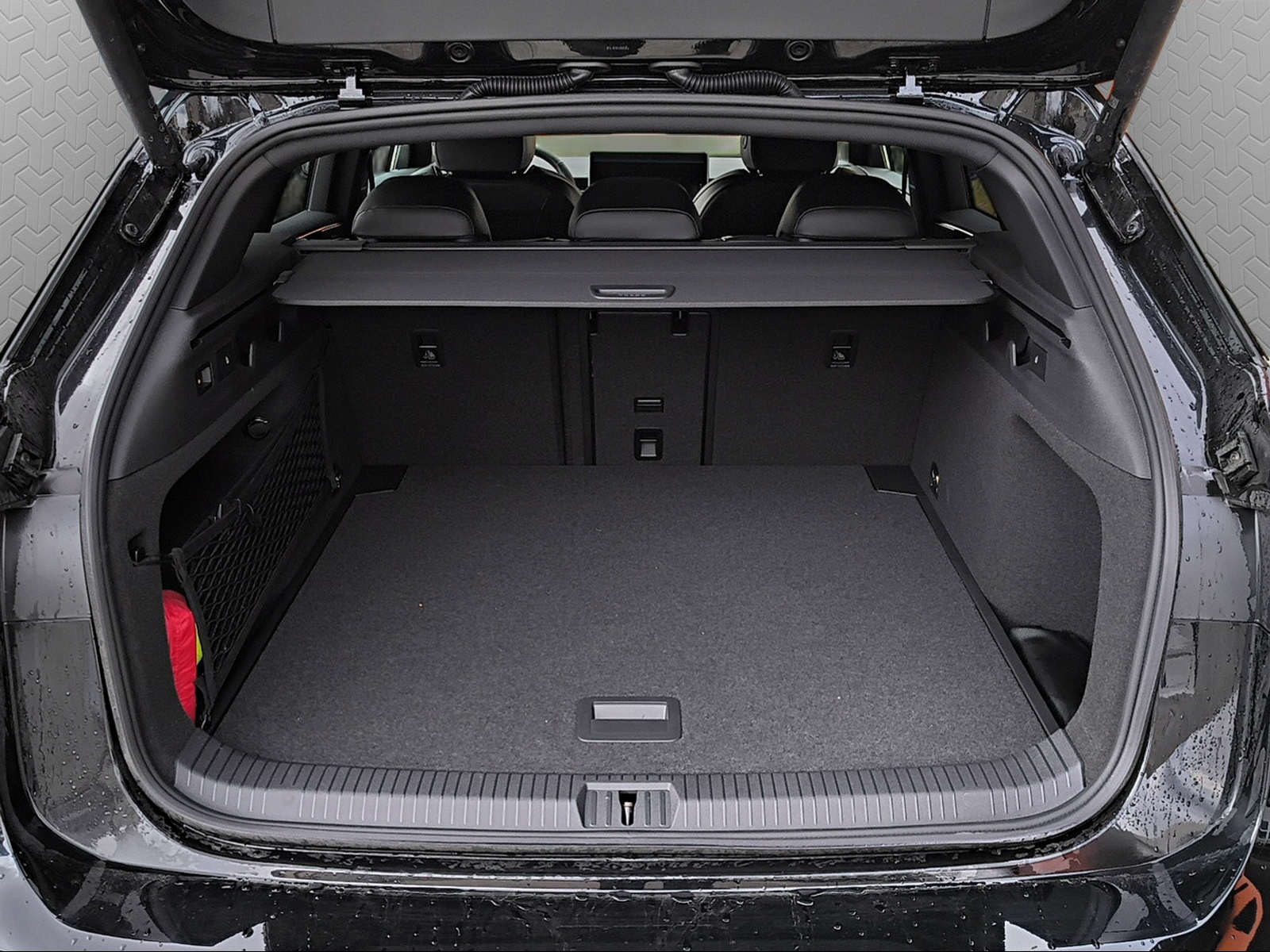 VW ID.7 Tourer GTX 86 kWh GTX United 4 Motion-image-10