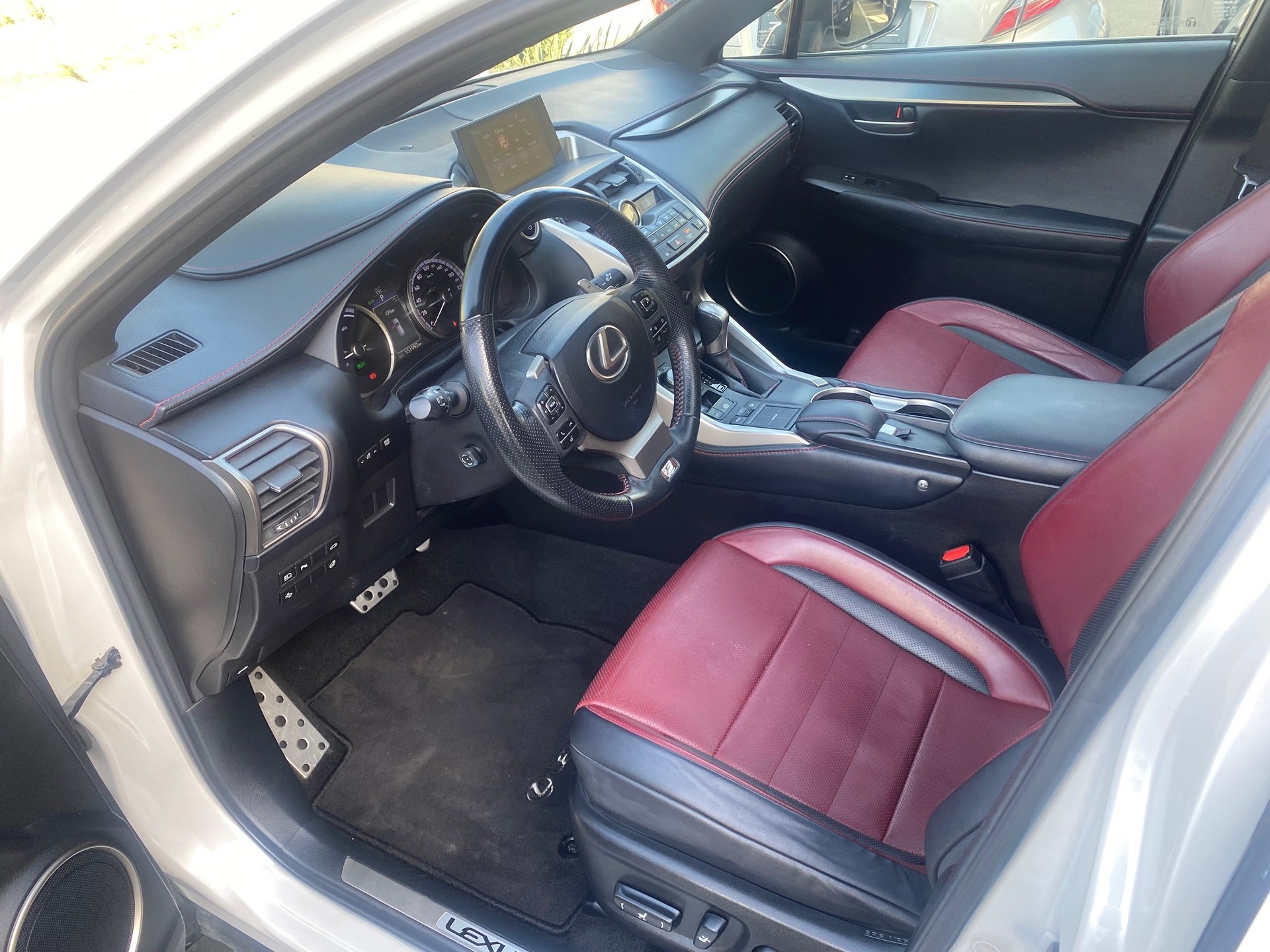LEXUS NX 300h F-Sport E-Four Automatic-image-5