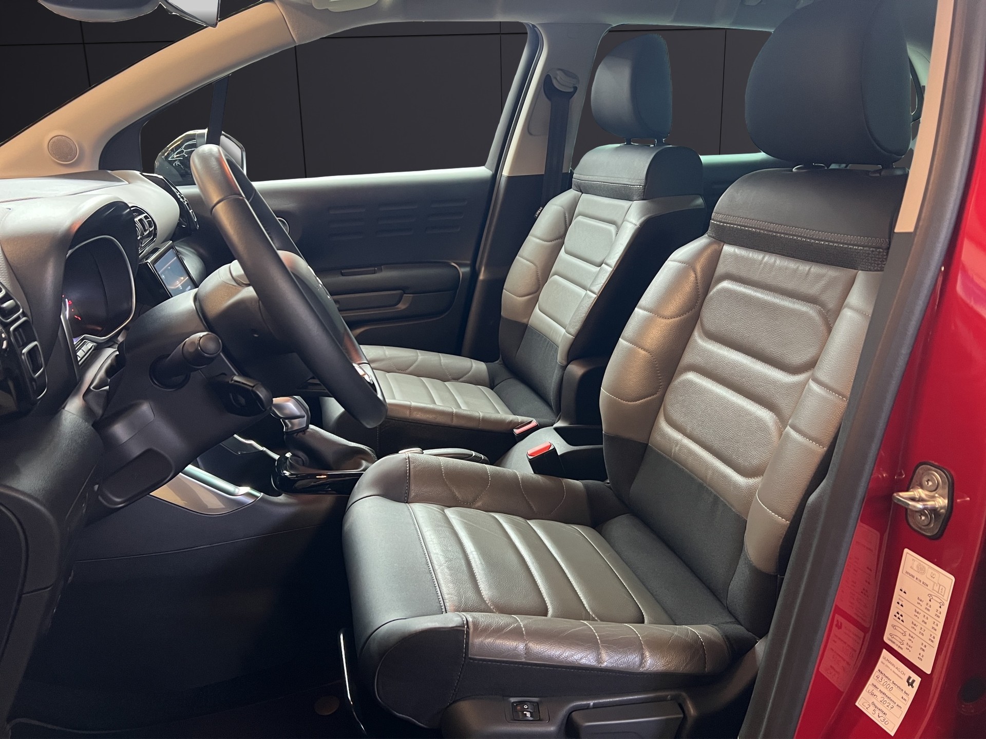 CITROEN C3 Aircross 1.2i PureTech Swiss Edition EAT6-image-7
