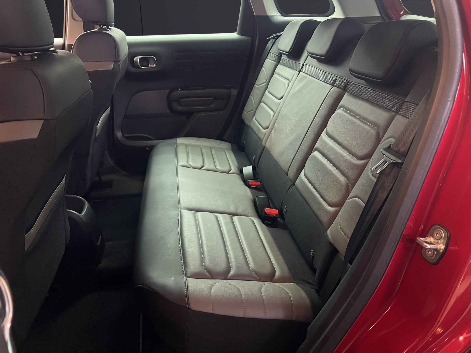 CITROEN C3 Aircross 1.2i PureTech Swiss Edition EAT6-image-10
