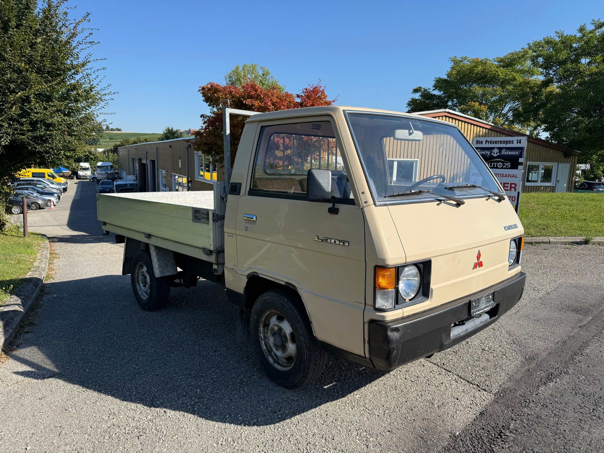 MITSUBISHI L 300 1.6-image-2