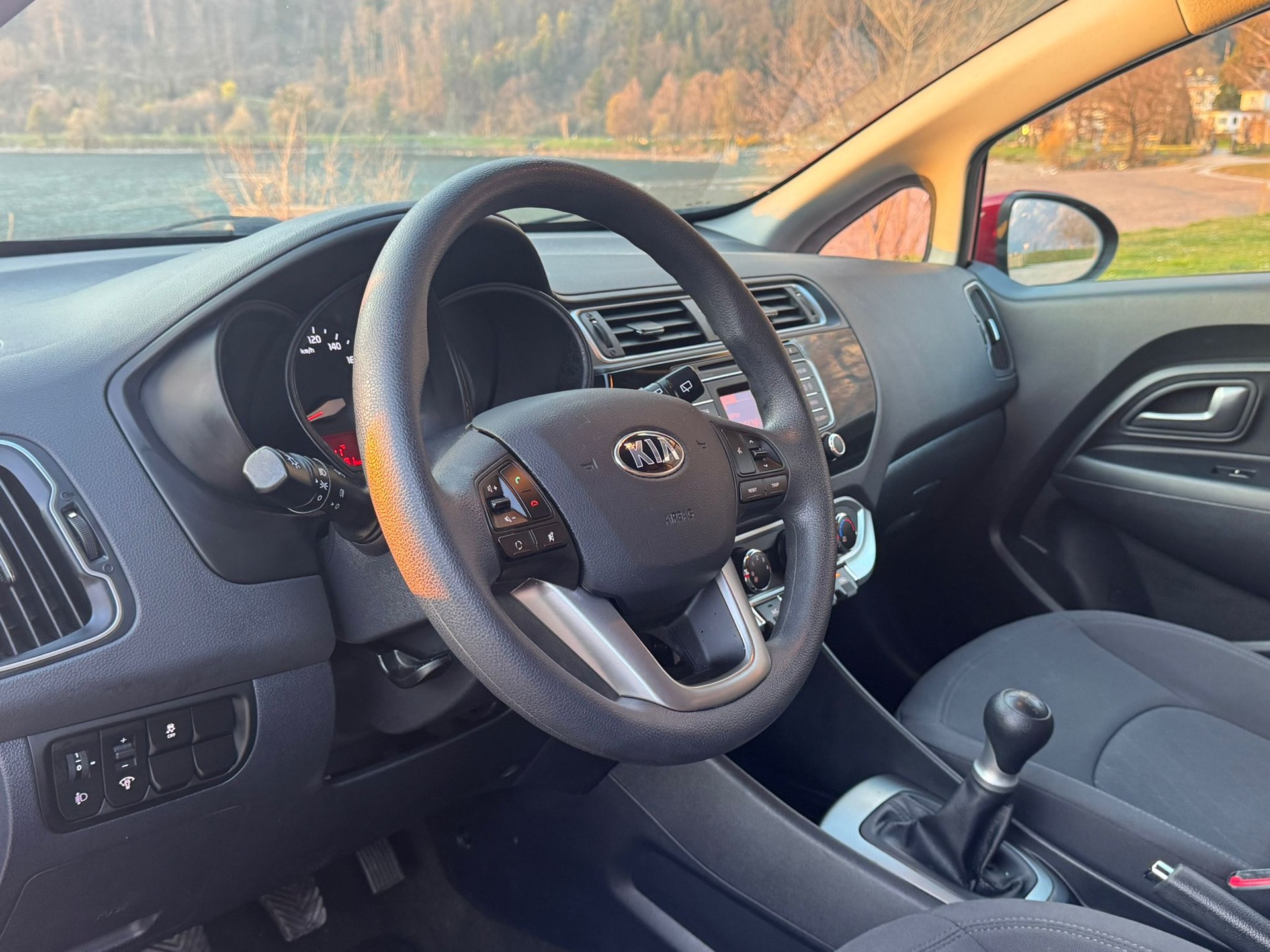 KIA Rio 1.2 CVVT-image-15