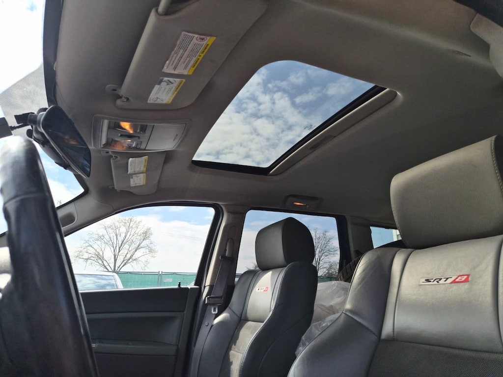 JEEP Grand Cherokee 6.1 HEMI SRT8 Automatic-image-9