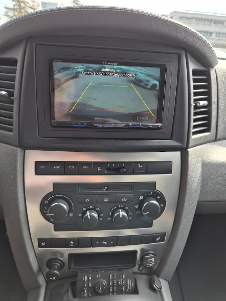 JEEP Grand Cherokee 6.1 HEMI SRT8 Automatic-image-12