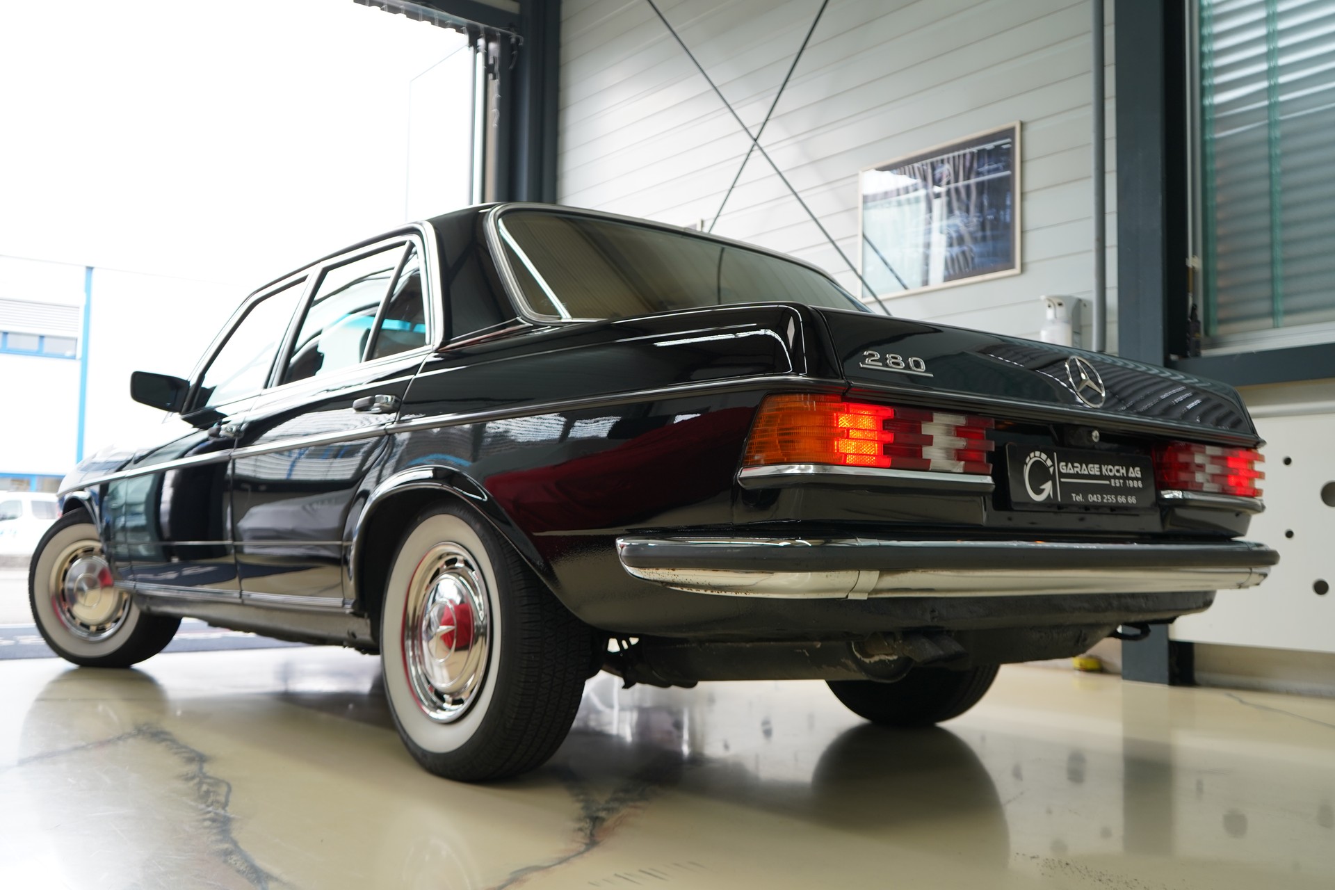 MERCEDES-BENZ 280 Automatic-image-5