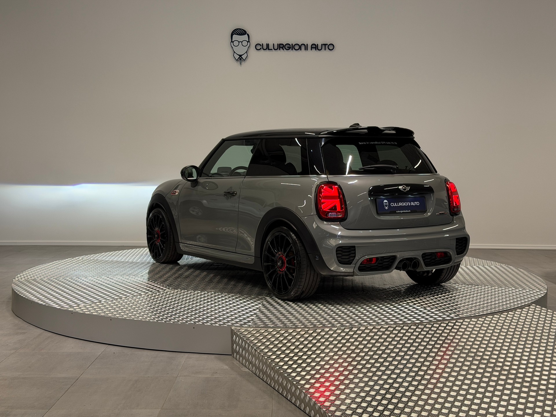 MINI Cooper John Cooper Works Steptronic-image-6