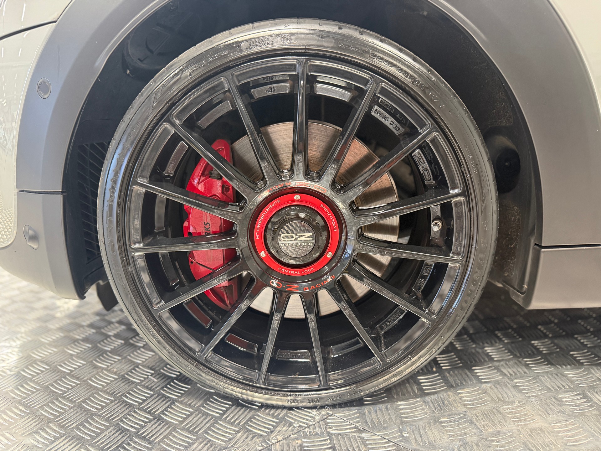 MINI Cooper John Cooper Works Steptronic-image-15