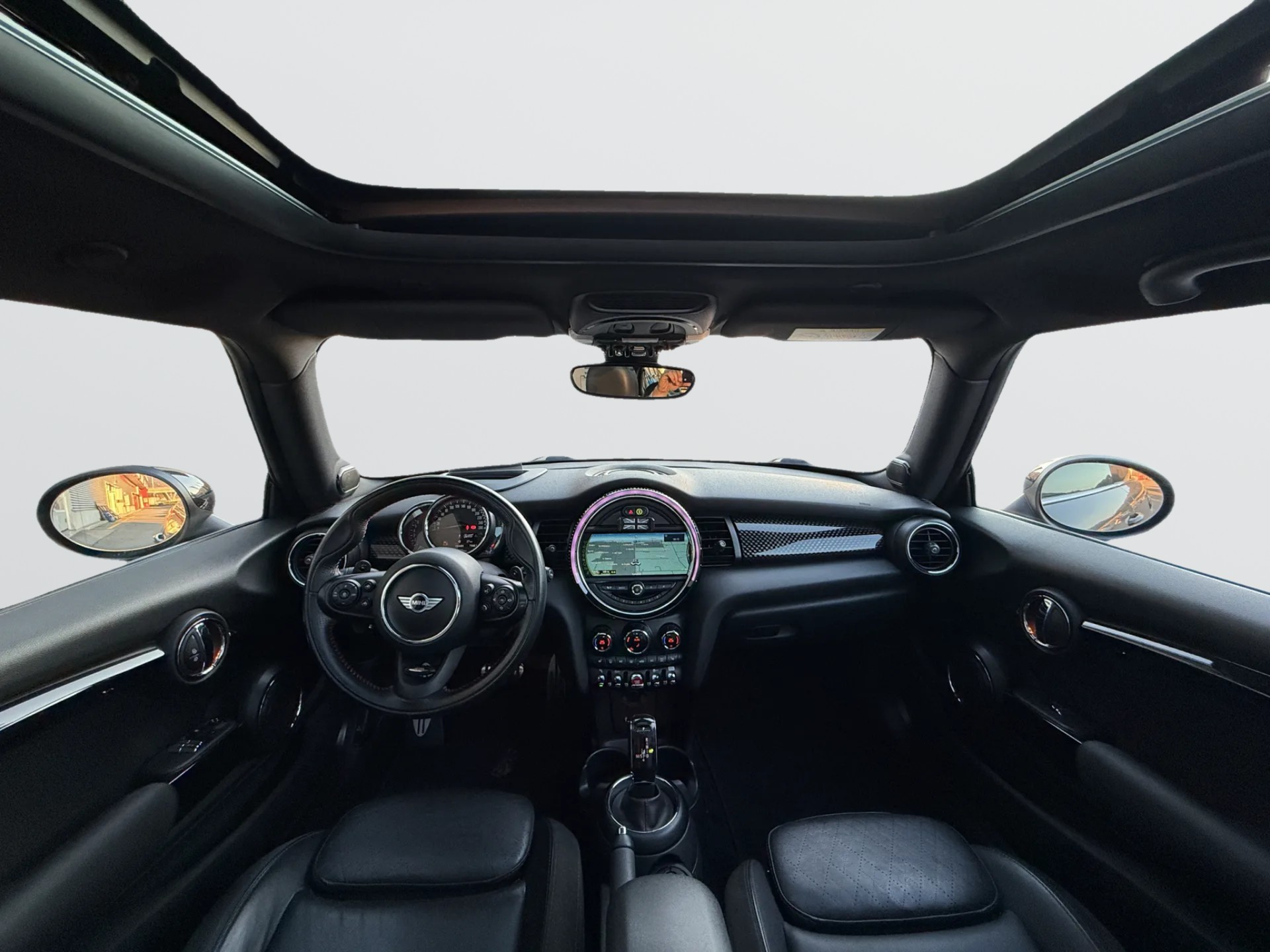 MINI Cooper John Cooper Works Steptronic-image-8