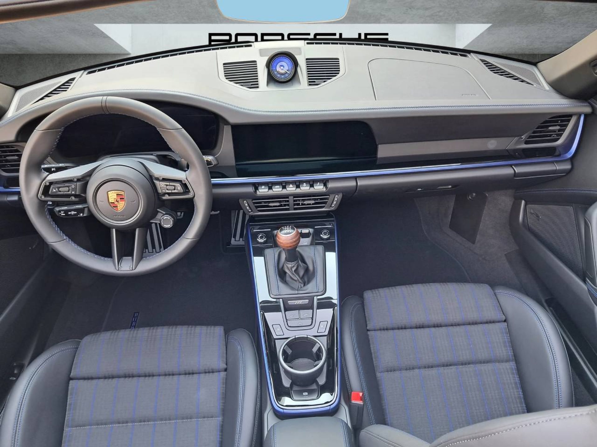PORSCHE 911 Carrera T Cabriolet-image-17