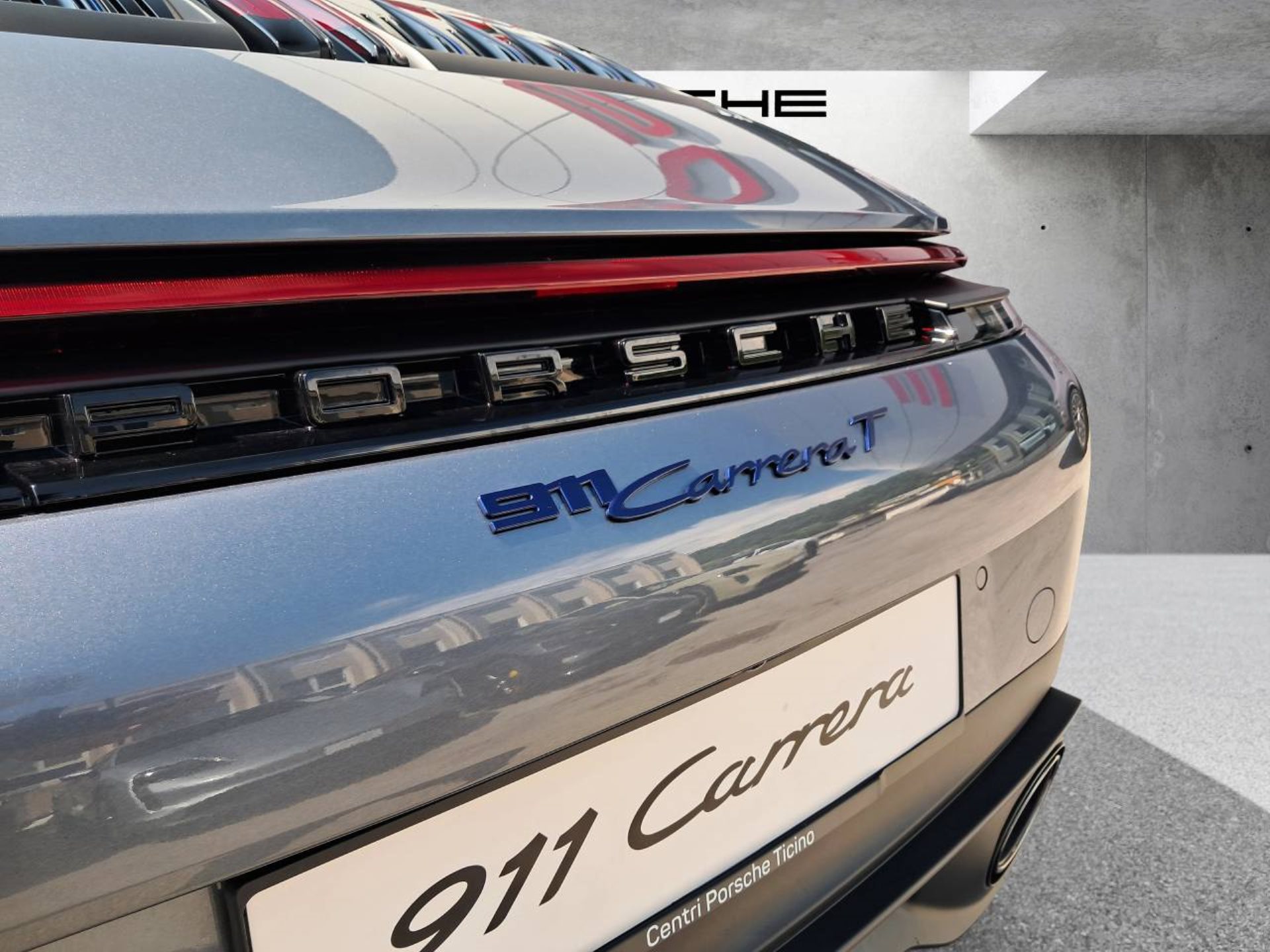 PORSCHE 911 Carrera T Cabriolet-image-12