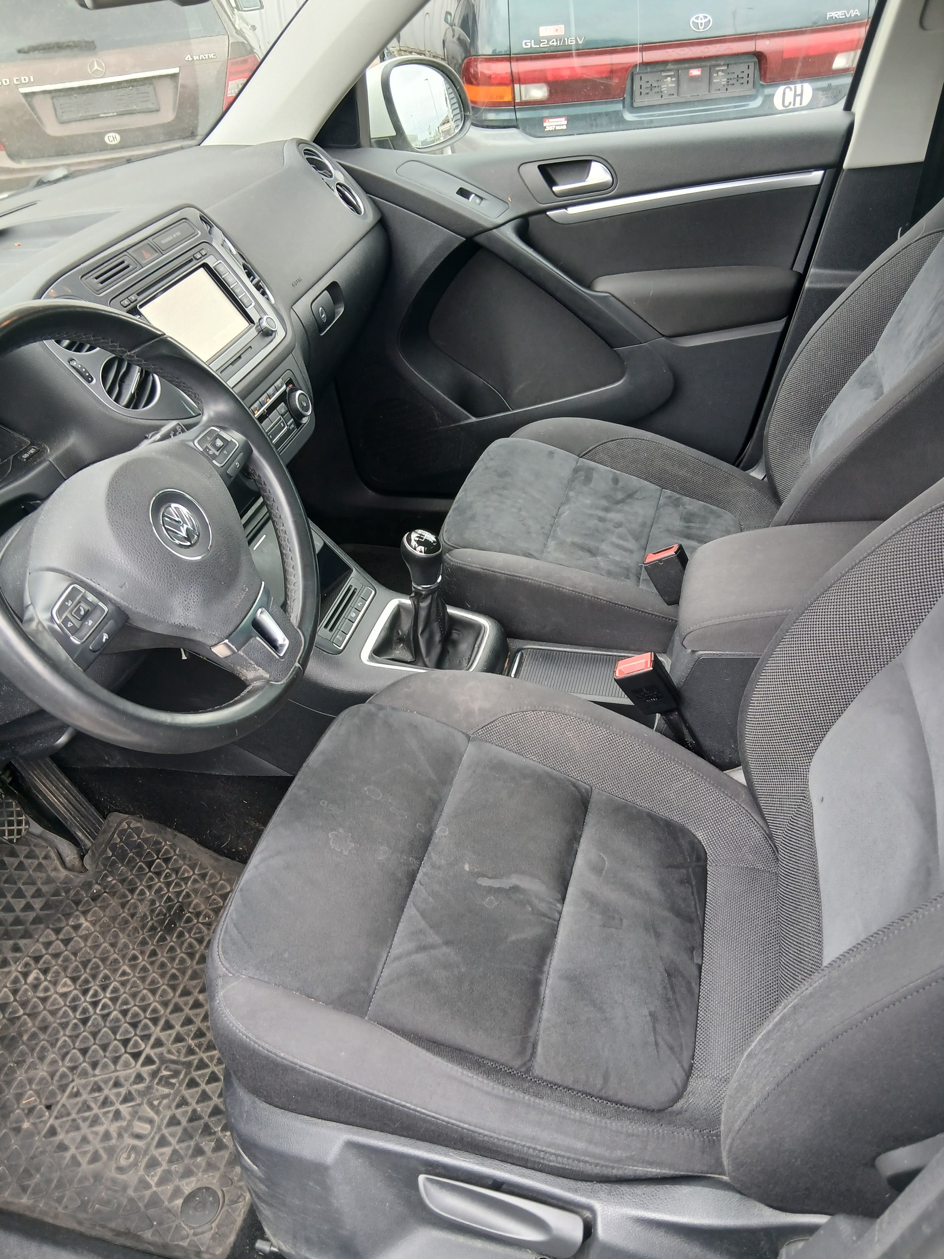 VW Tiguan 1.4 TSI Design 4Motion-image-7
