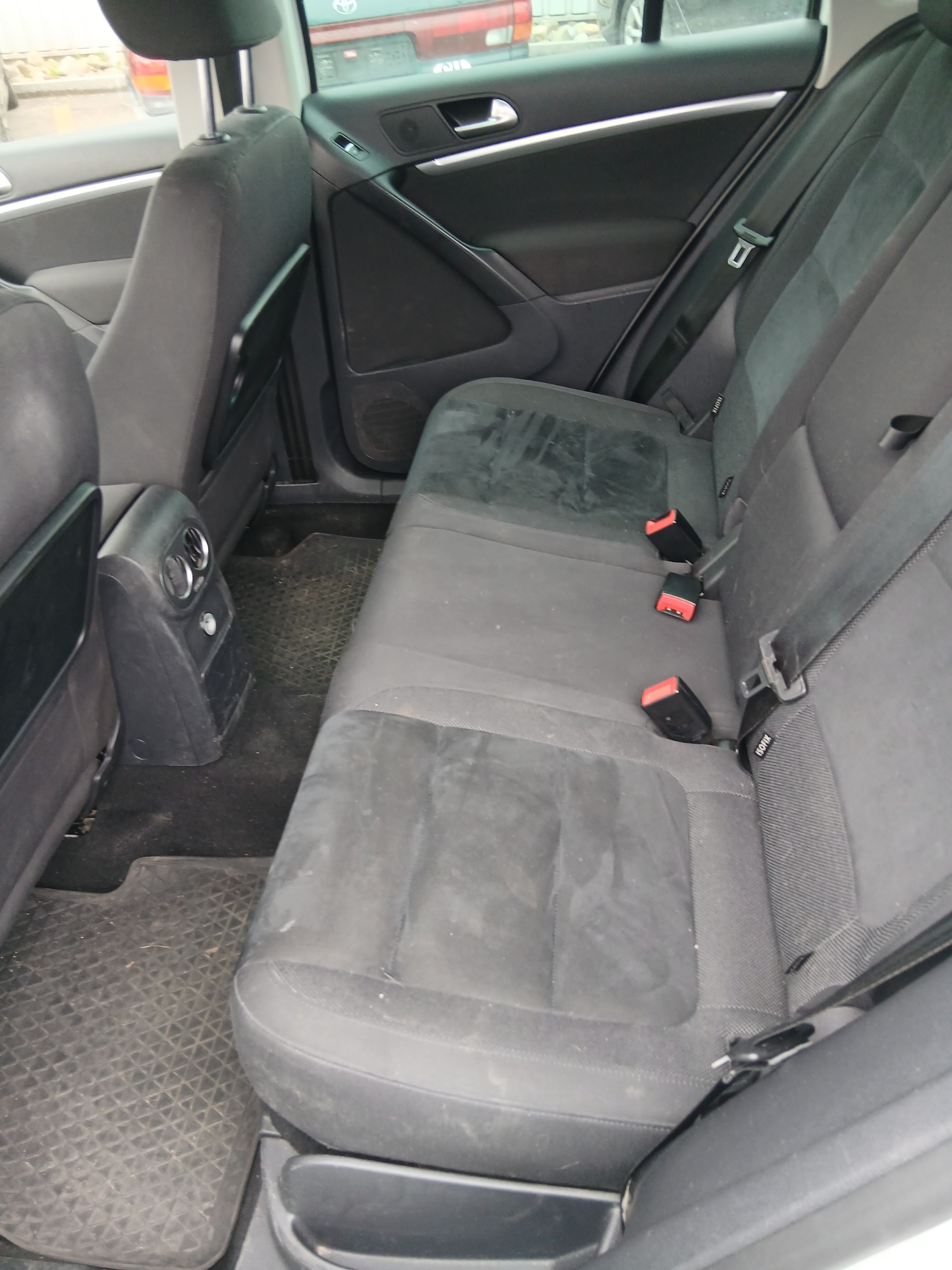 VW Tiguan 1.4 TSI Design 4Motion-image-8